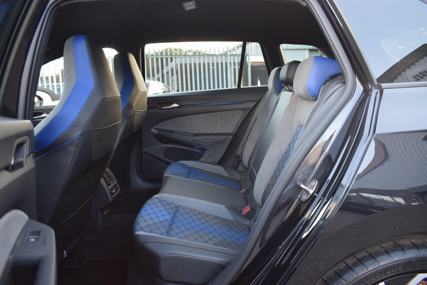 Used Volkswagen Golf 2022 for sale - 76472858: Photo 28