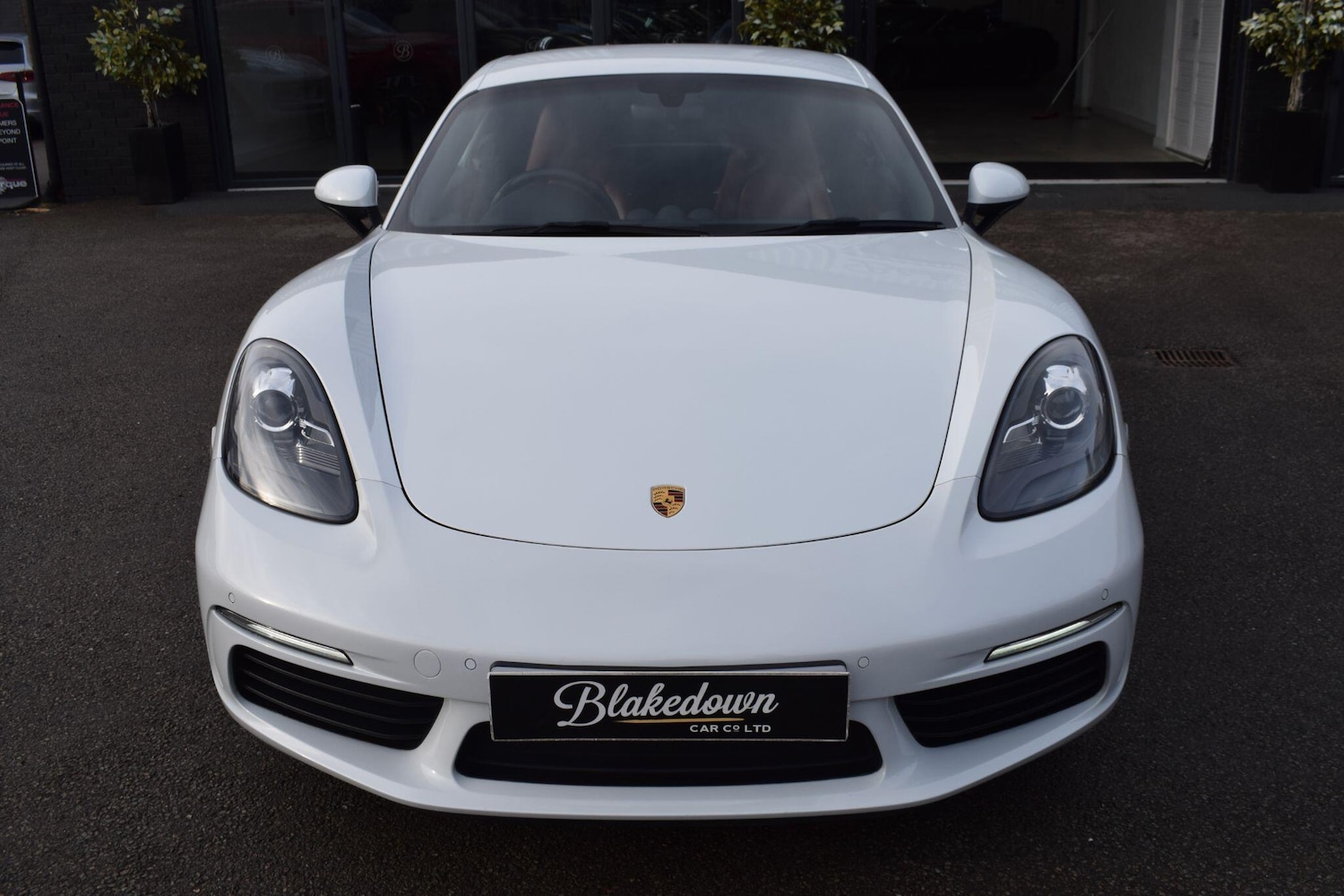 Used Porsche Cayman 2017 for sale - 77203426: Photo 2