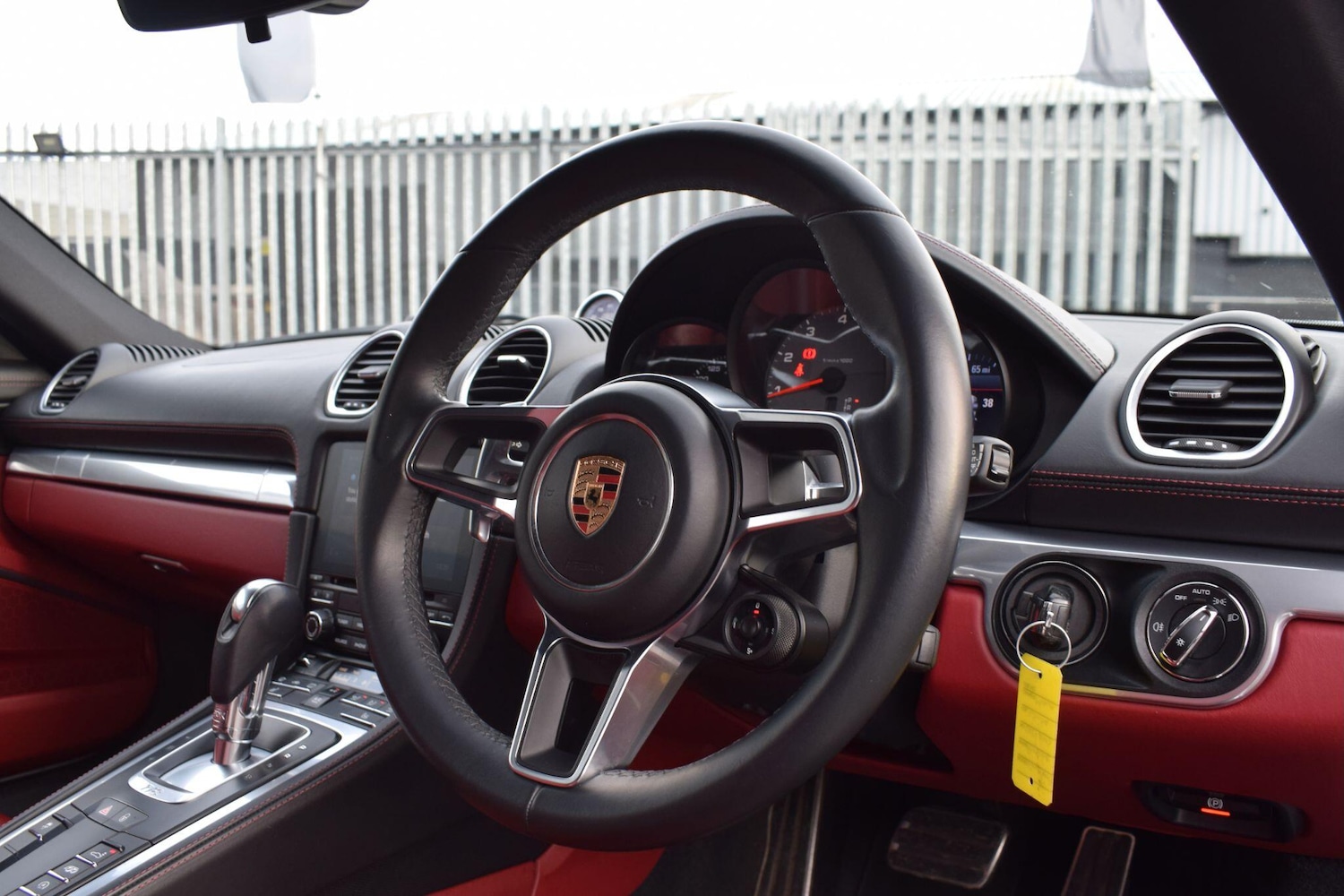 Used Porsche Cayman 2017 for sale - 77203426: Photo 8