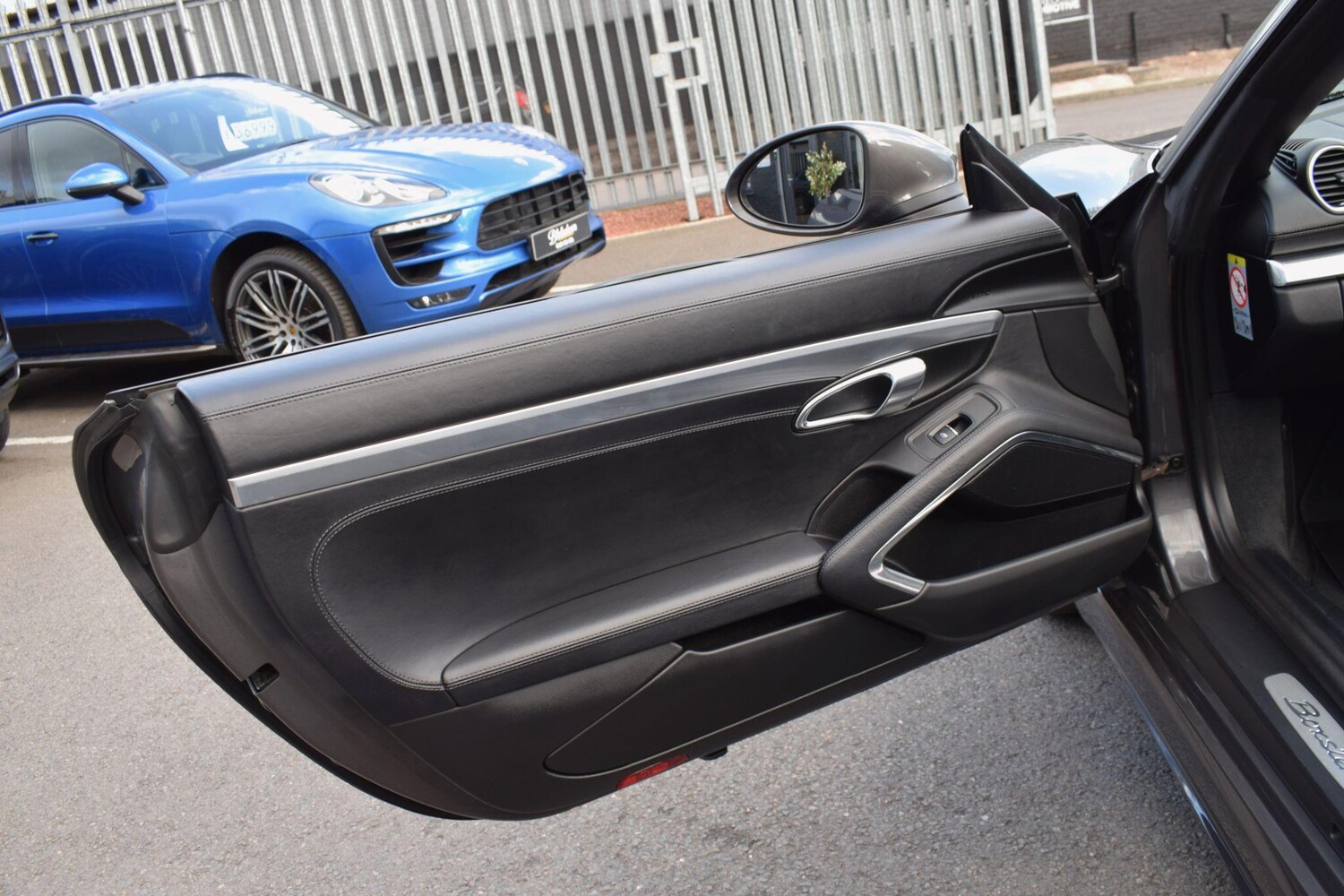 Used Porsche Boxster 2016 for sale - 77400711: Photo 18