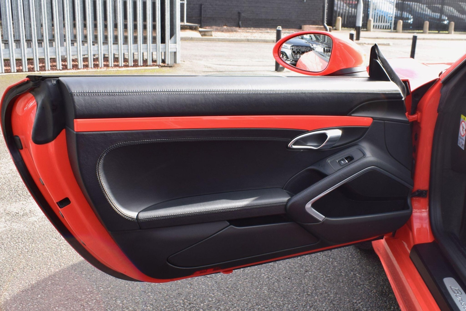 Used Porsche 718 Boxster for sale - 76613424: Photo 15