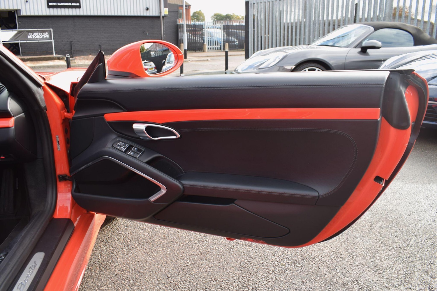 Used Porsche 718 Boxster for sale - 76613424: Photo 17