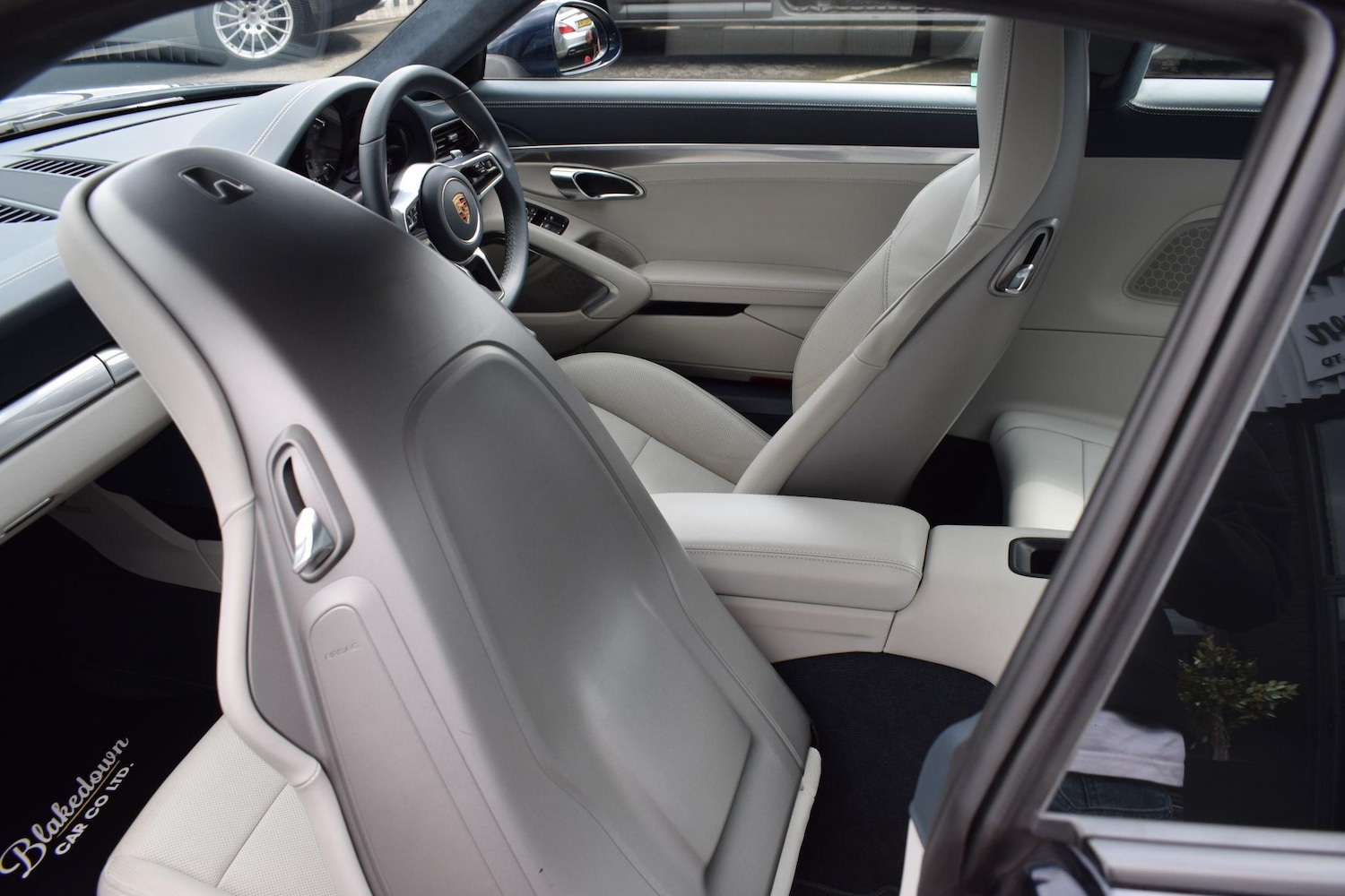 Used Porsche 911 2017 for sale - 76189043: Photo 27
