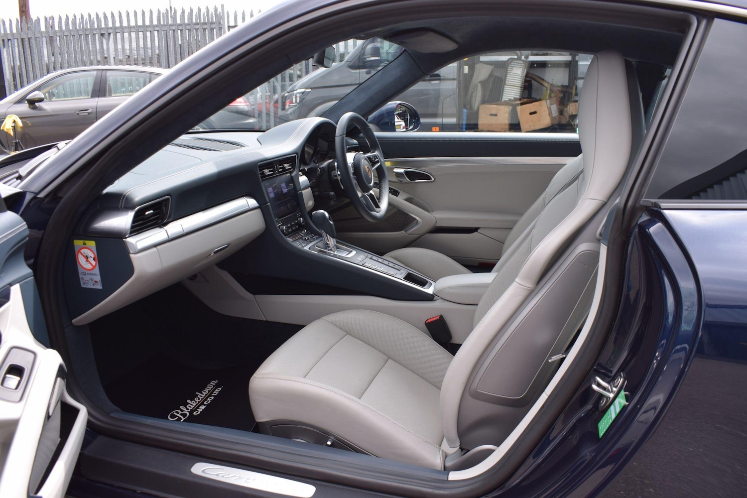 Used Porsche 911 2017 for sale - 76189043: Photo 9