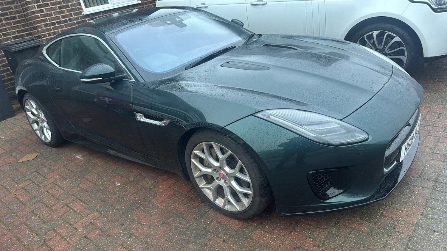 Used Jaguar F-Type for sale - 77587301: Photo 2