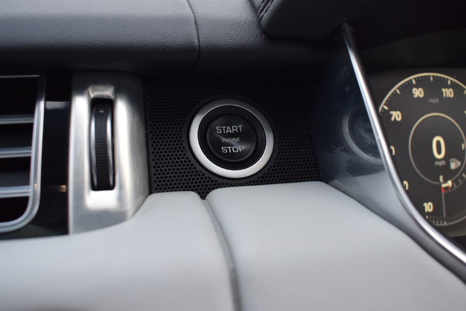 Used Land Rover Range Rover 2017 for sale - 76538863: Photo 12