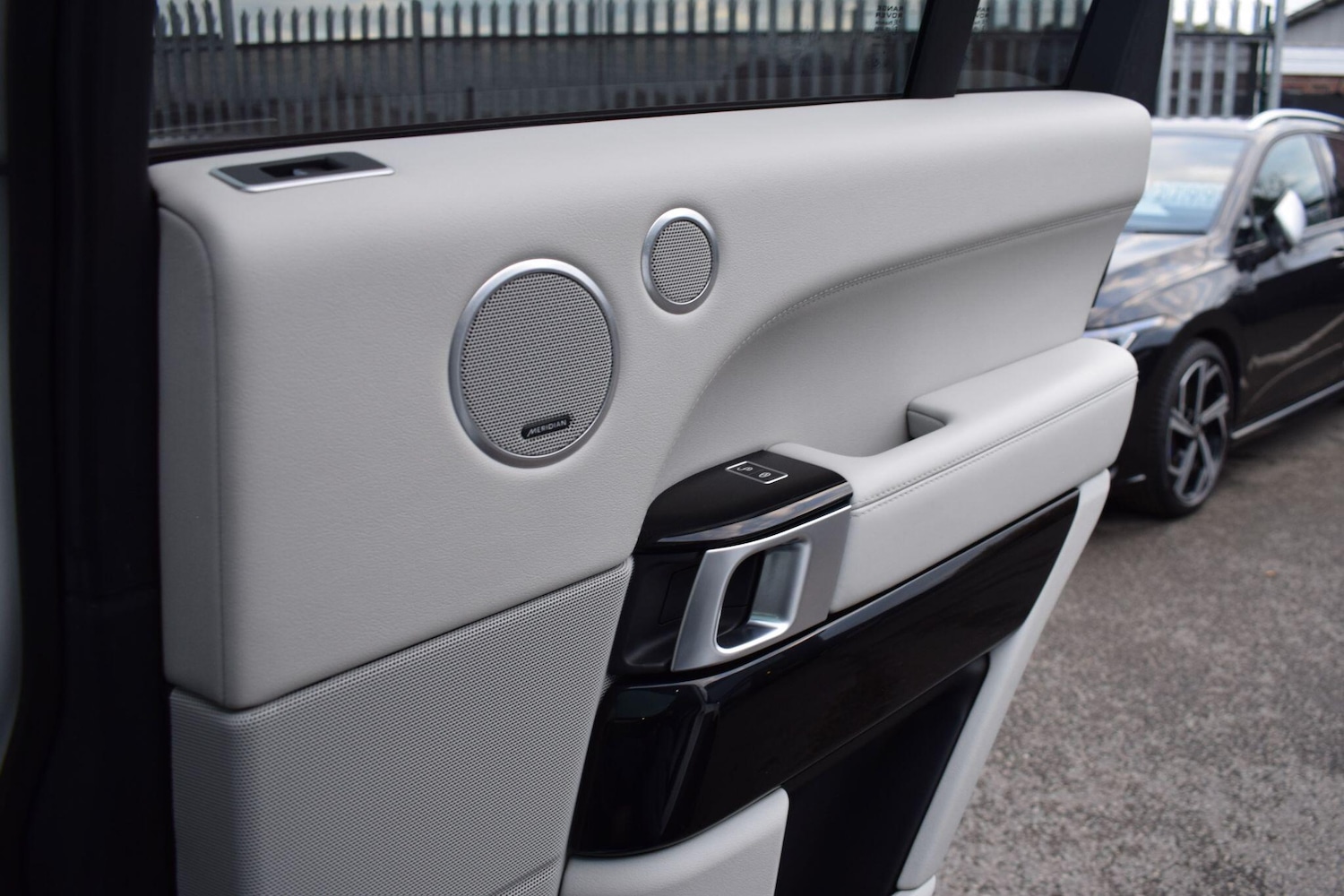 Used Land Rover Range Rover 2017 for sale - 76538863: Photo 18