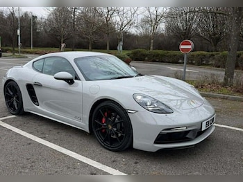 Used Porsche Cayman 2019 for sale - 77633790: Photo