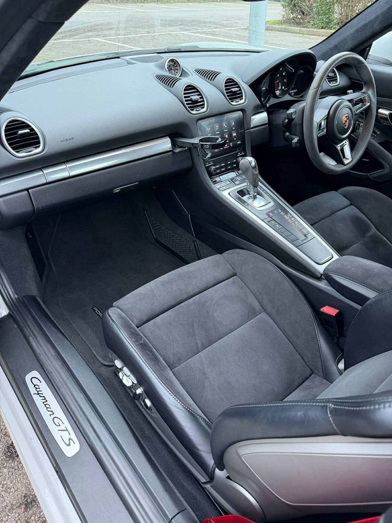 Used Porsche Cayman 2019 for sale - 77633790: Photo 6