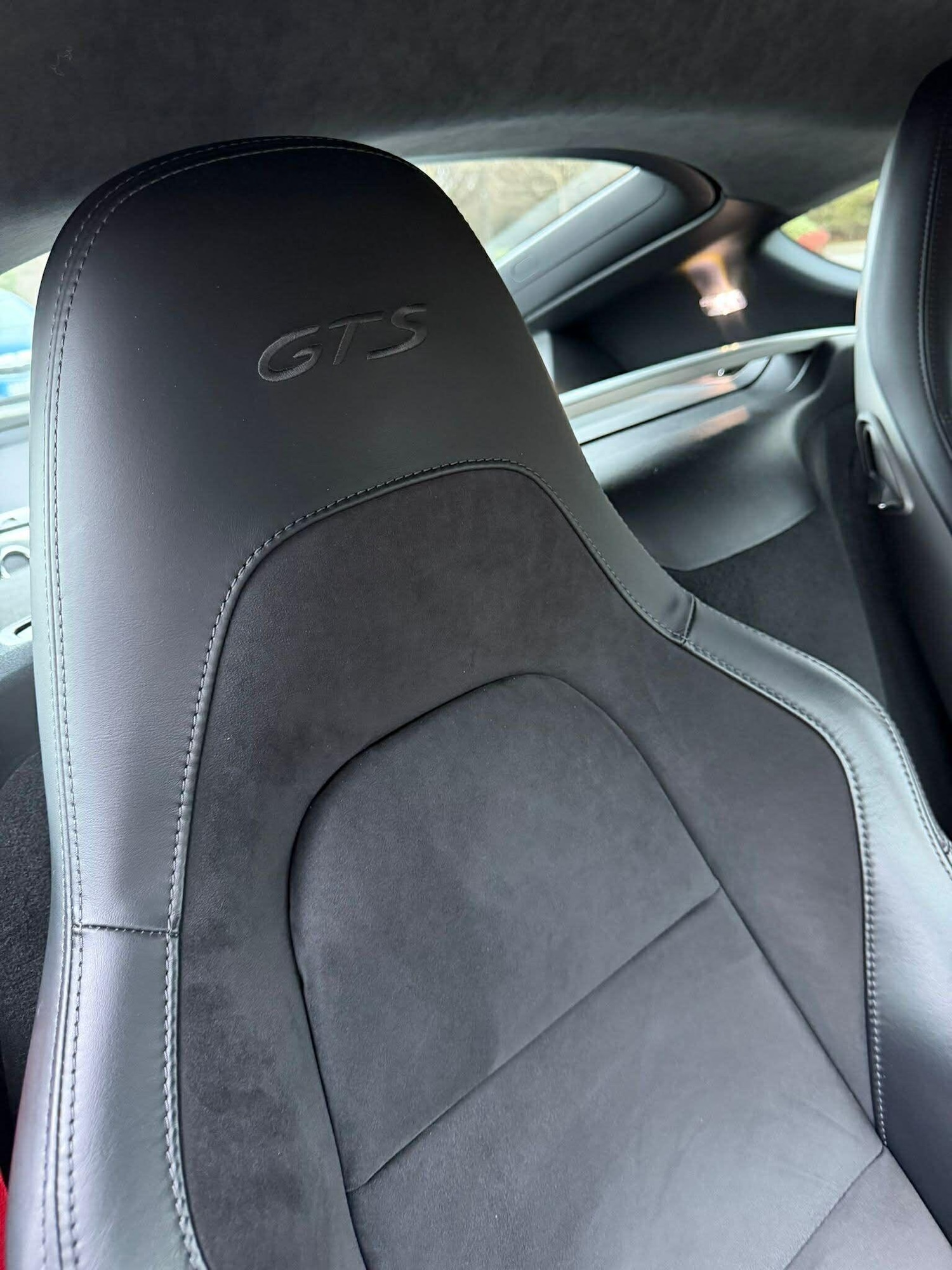 Used Porsche Cayman 2019 for sale - 77633790: Photo 7