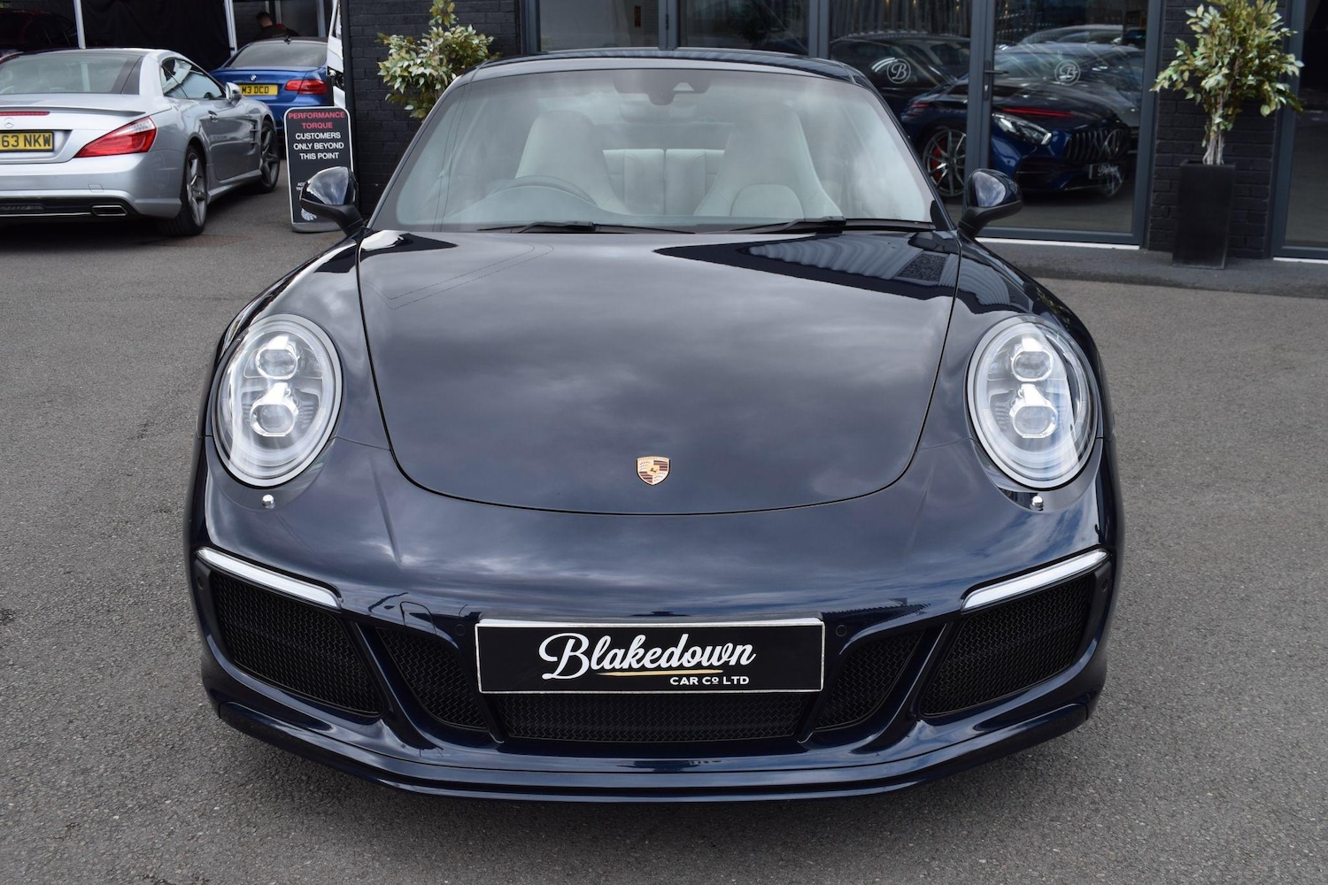 Used Porsche 911 2017 for sale - 76473341: Photo 2
