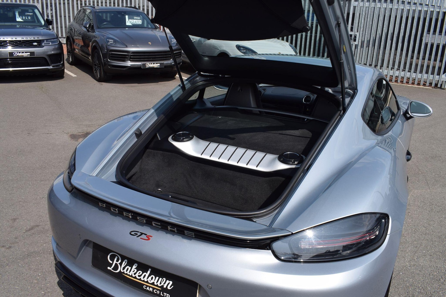 Used Porsche Cayman 2020 for sale - 76538712: Photo 28