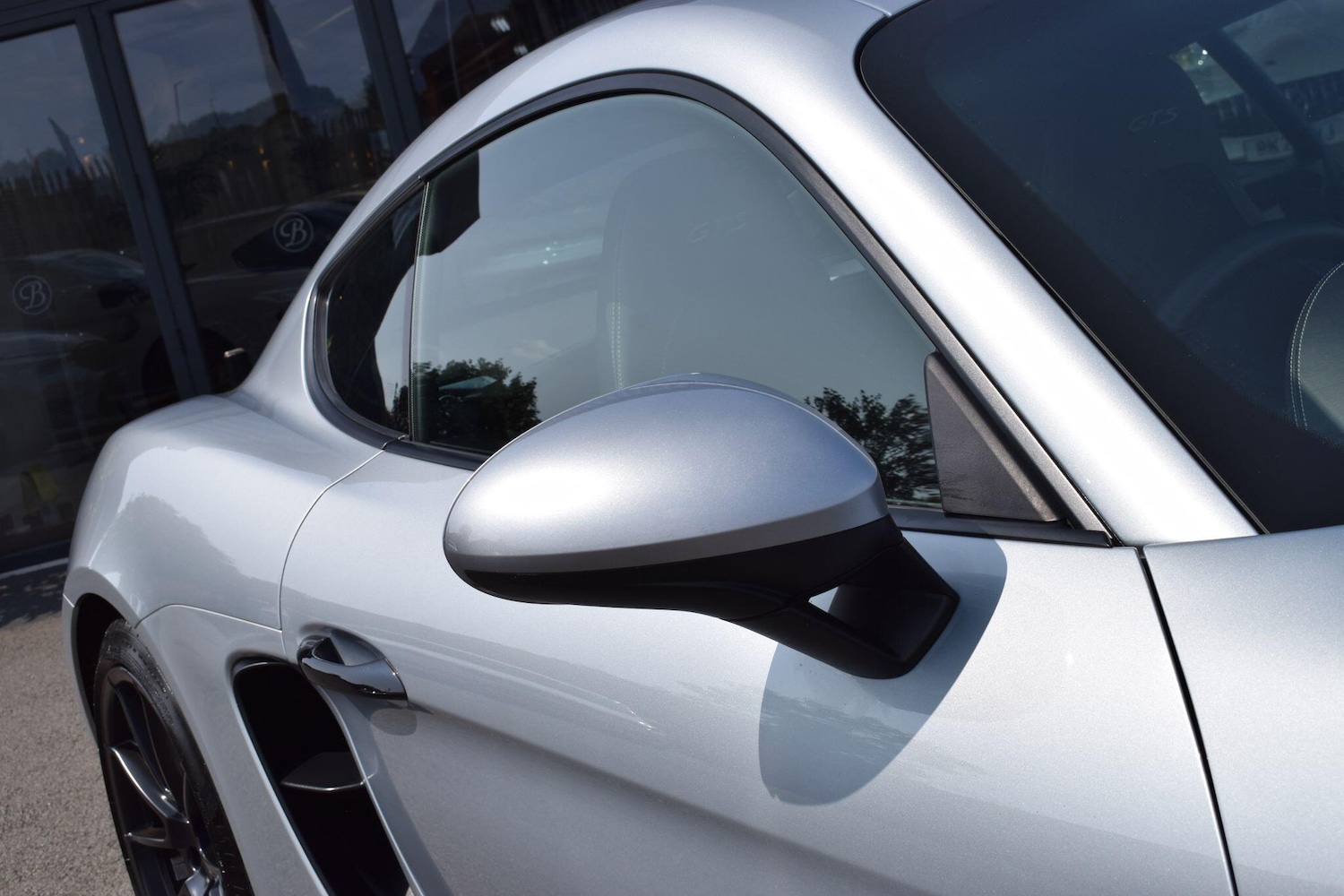 Used Porsche Cayman 2020 for sale - 76538712: Photo 41