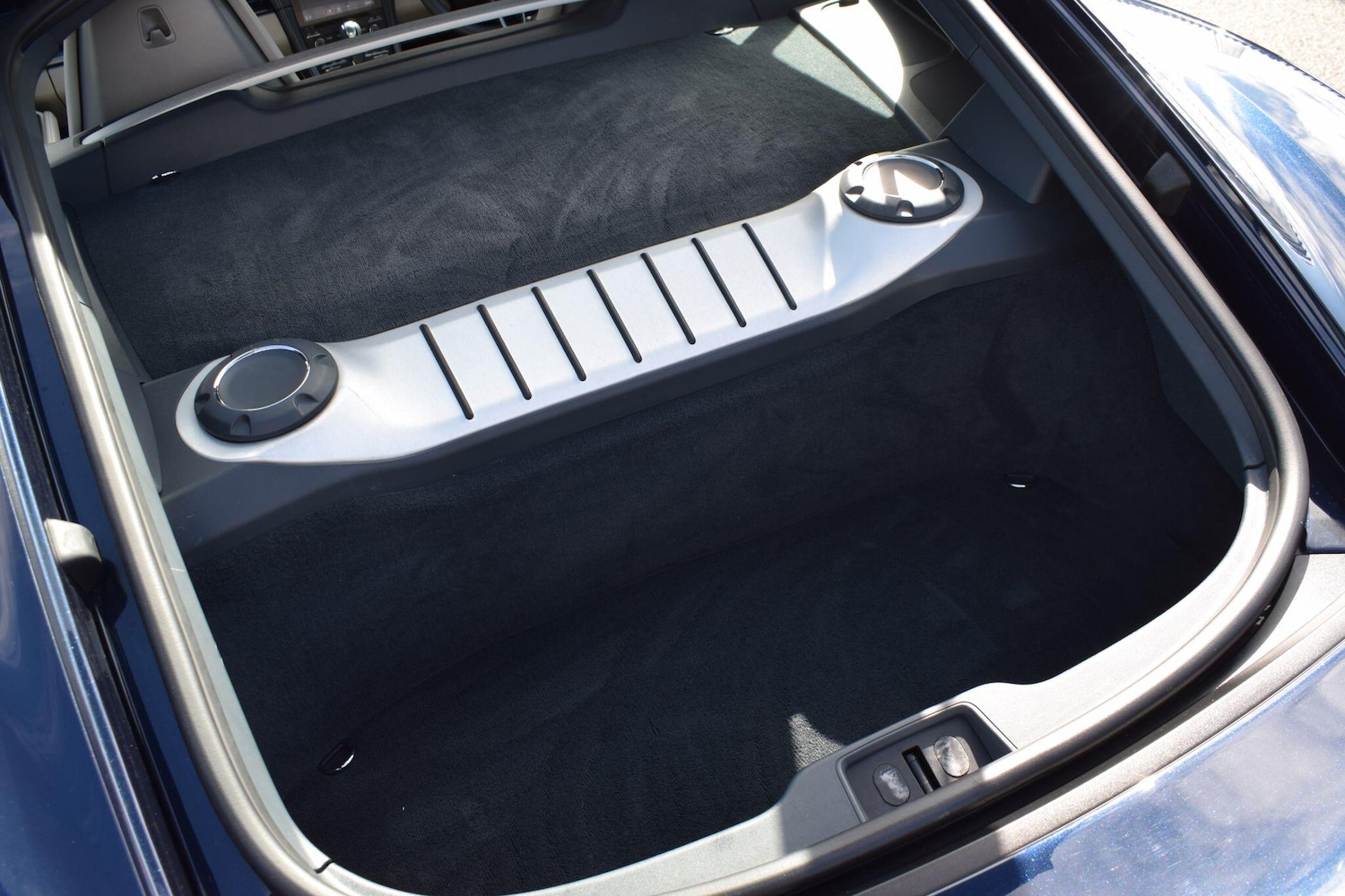 Used Porsche 718 Cayman 2018 for sale - 76389308: Photo 33