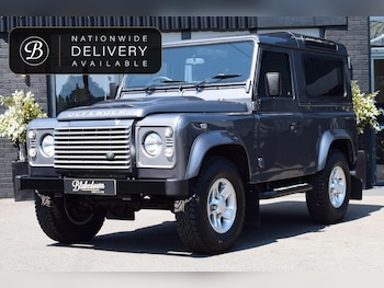 Used Land Rover Defender 2016 for sale - 79520916: Photo