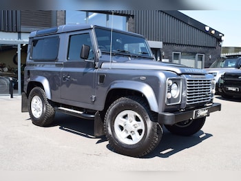 Used Land Rover Defender 2016 for sale - 79520916: Photo