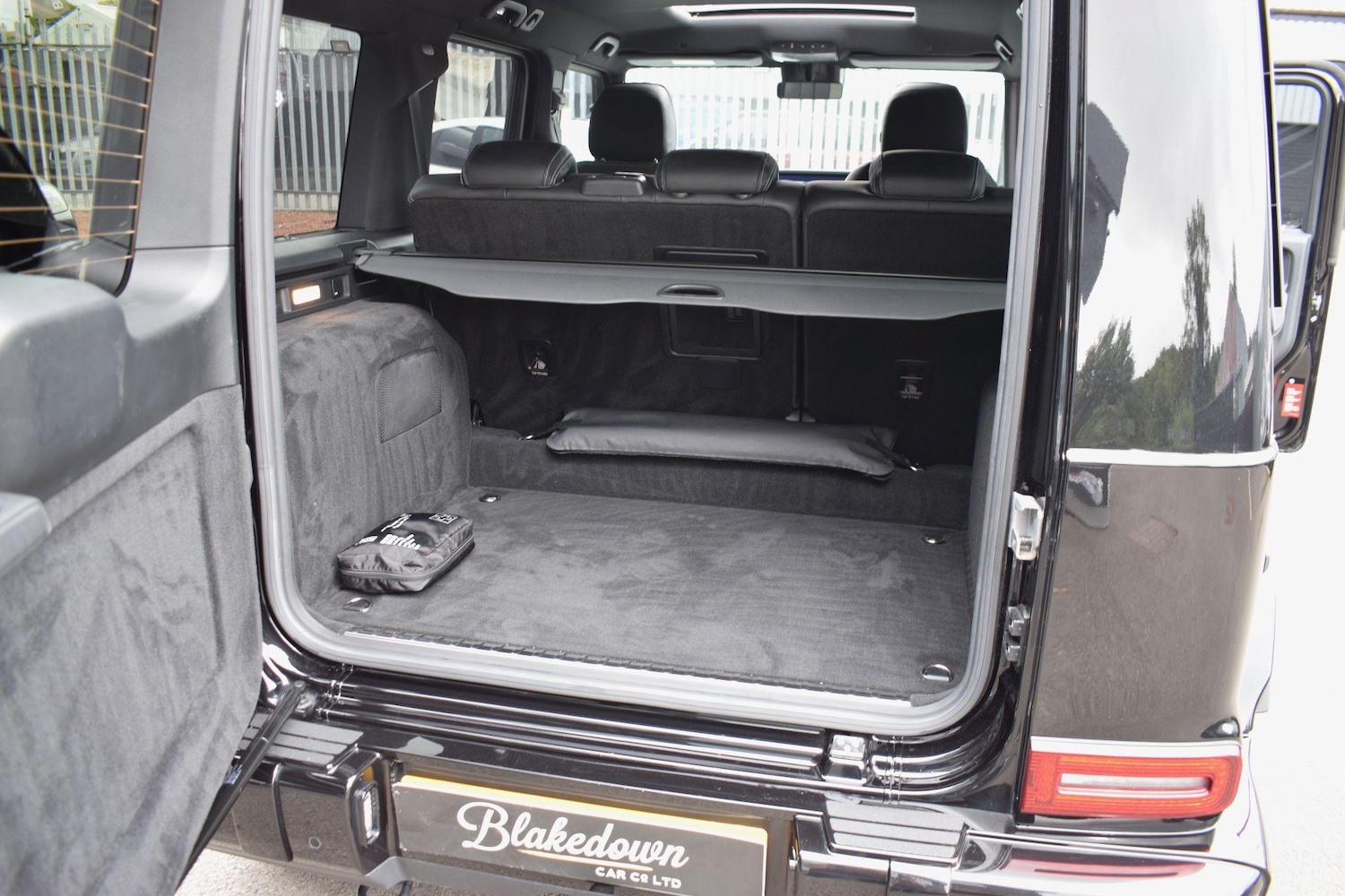 Vehicle 33
