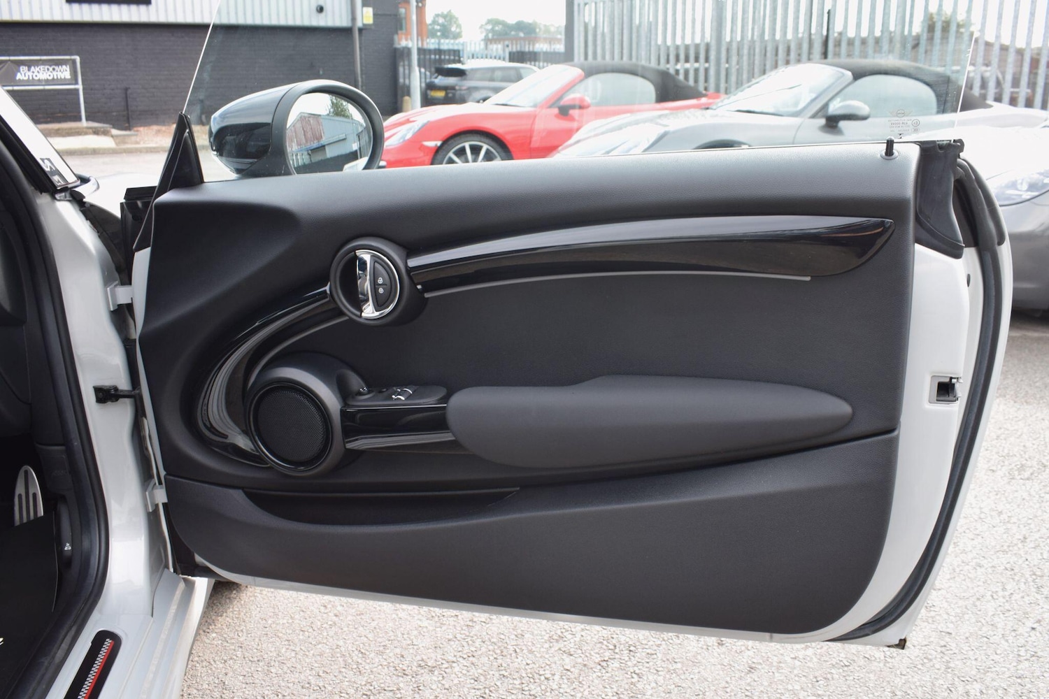 Used MINI Hatch 2022 for sale - 76613280: Photo 12