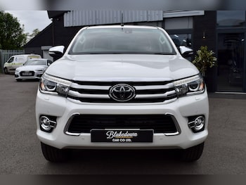 Used Toyota Hilux 2017 for sale - 76976386: Photo