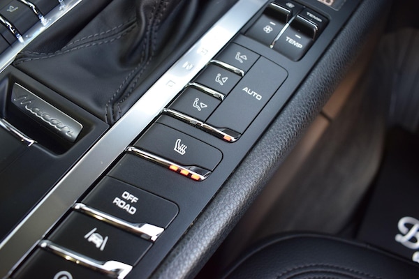 Used Porsche Macan 2018 for sale - 76227370: Photo 18