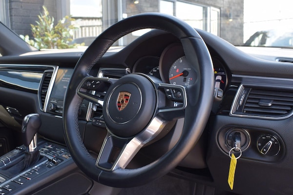 Used Porsche Macan 2018 for sale - 76227370: Photo 9