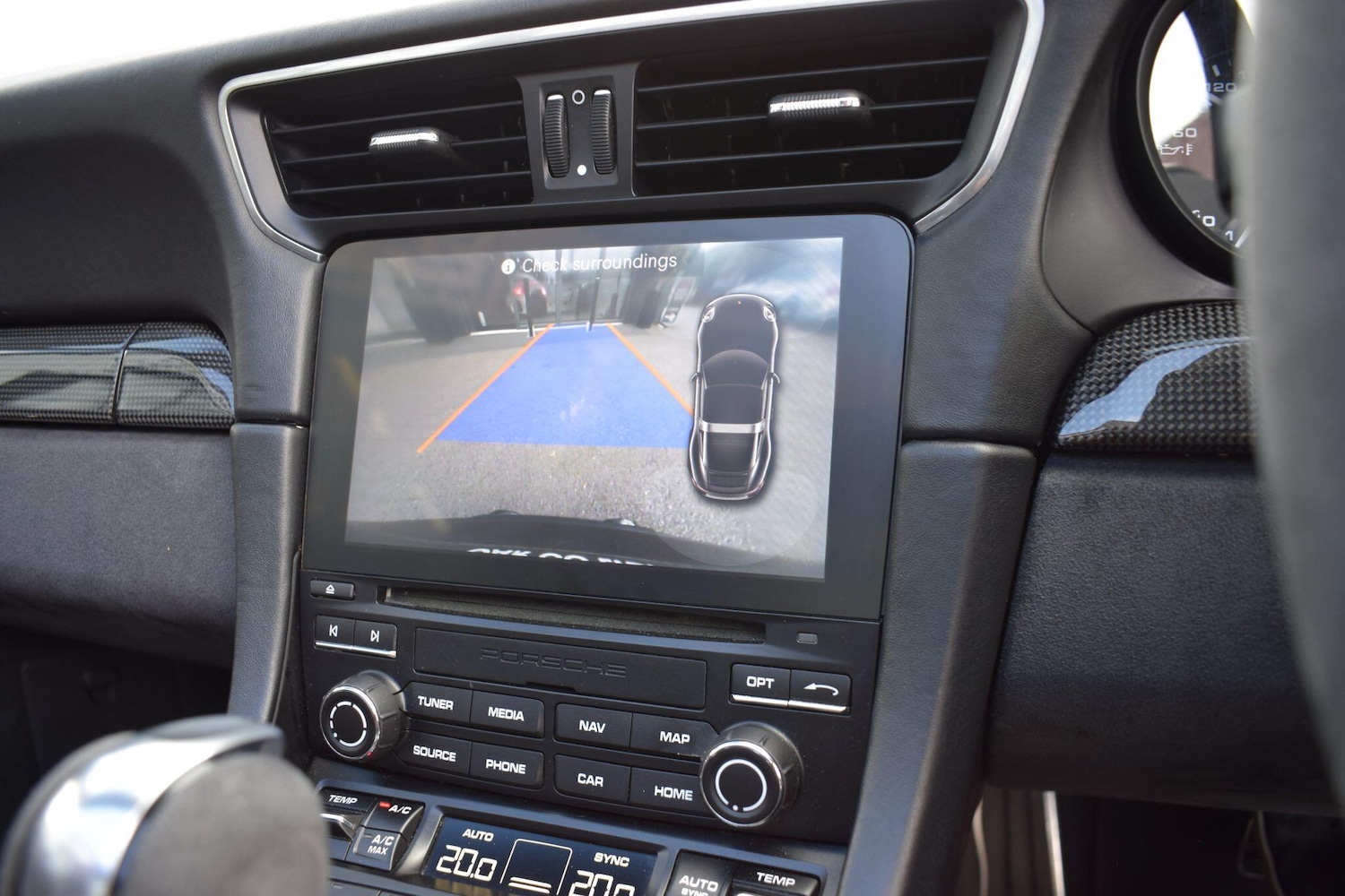 Used Porsche 911 2018 for sale - 76537872: Photo 26