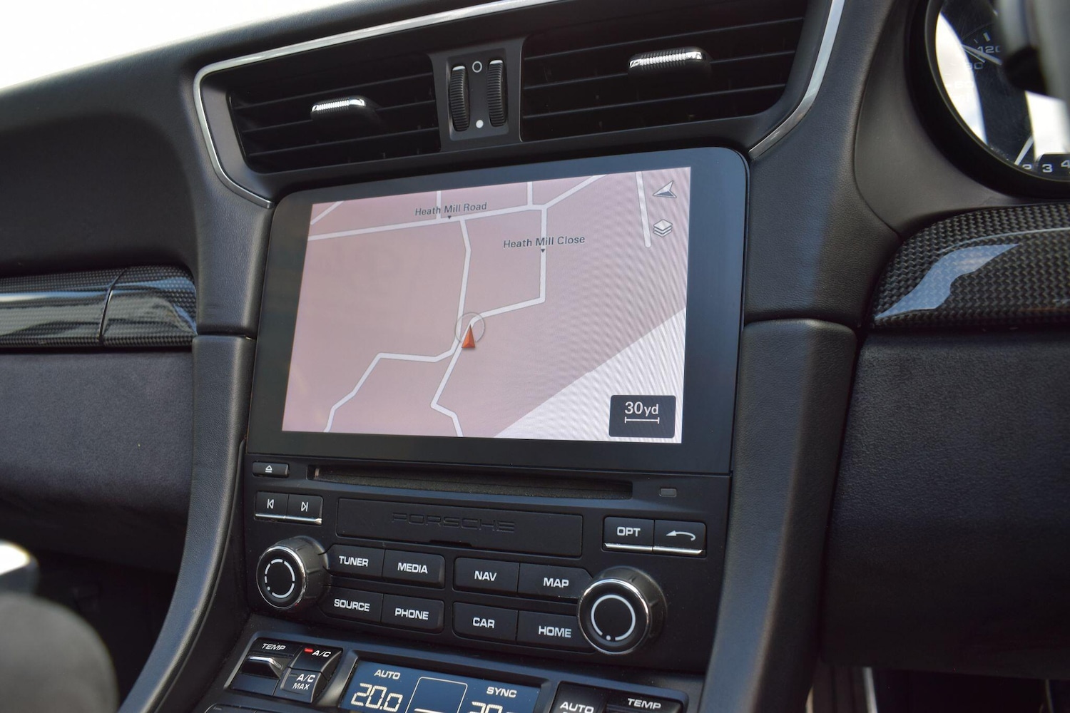 Used Porsche 911 2018 for sale - 76537872: Photo 27