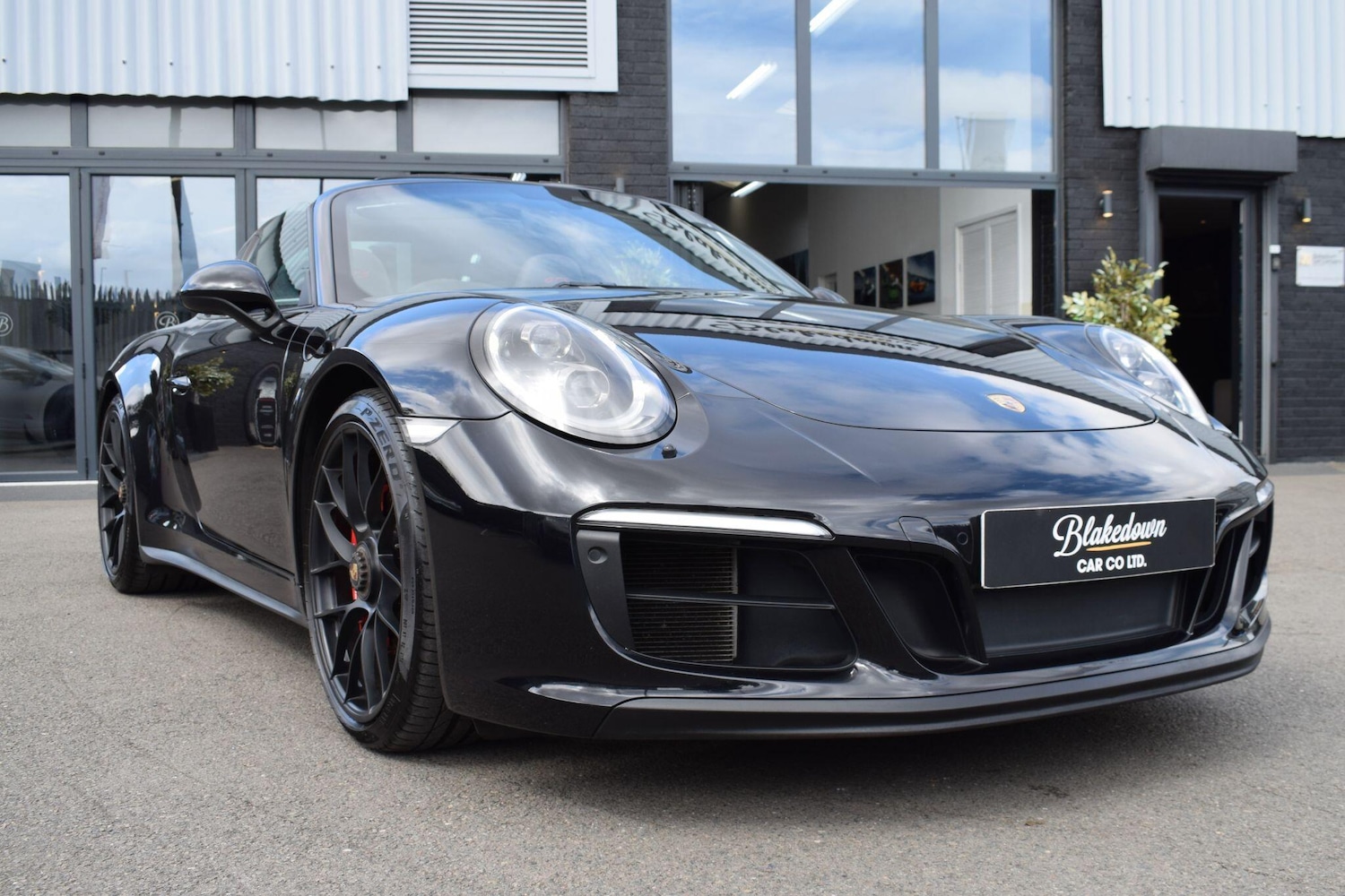 Used Porsche 911 2018 for sale - 76537872: Photo 39