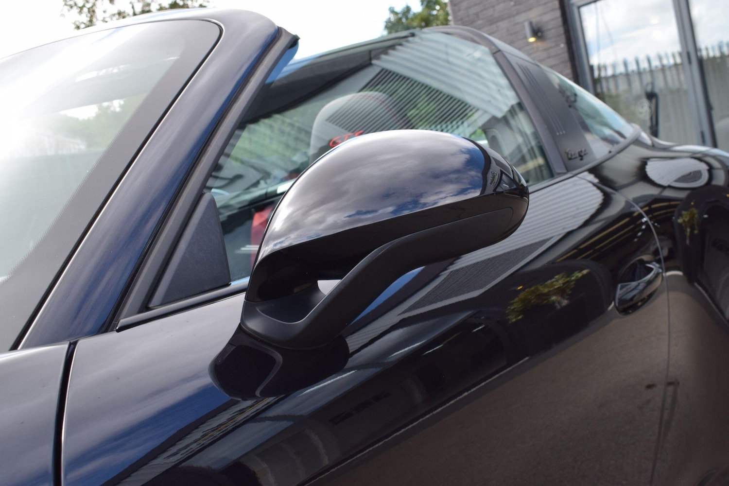 Used Porsche 911 2018 for sale - 76537872: Photo 47