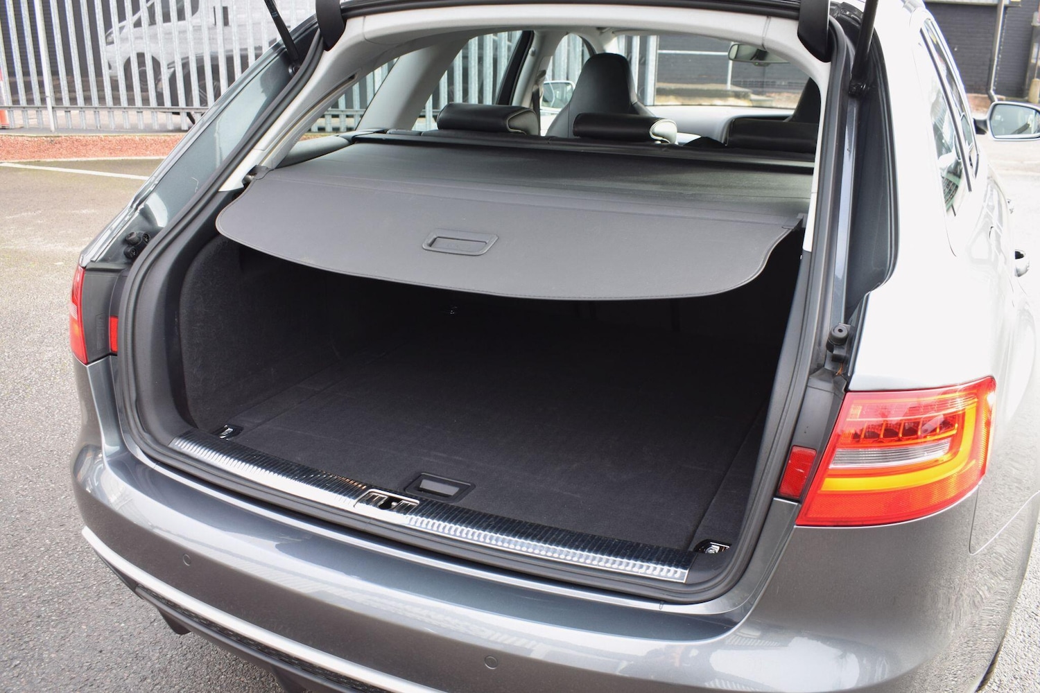 Used Audi RS4 2013 for sale - 76802424: Photo 29