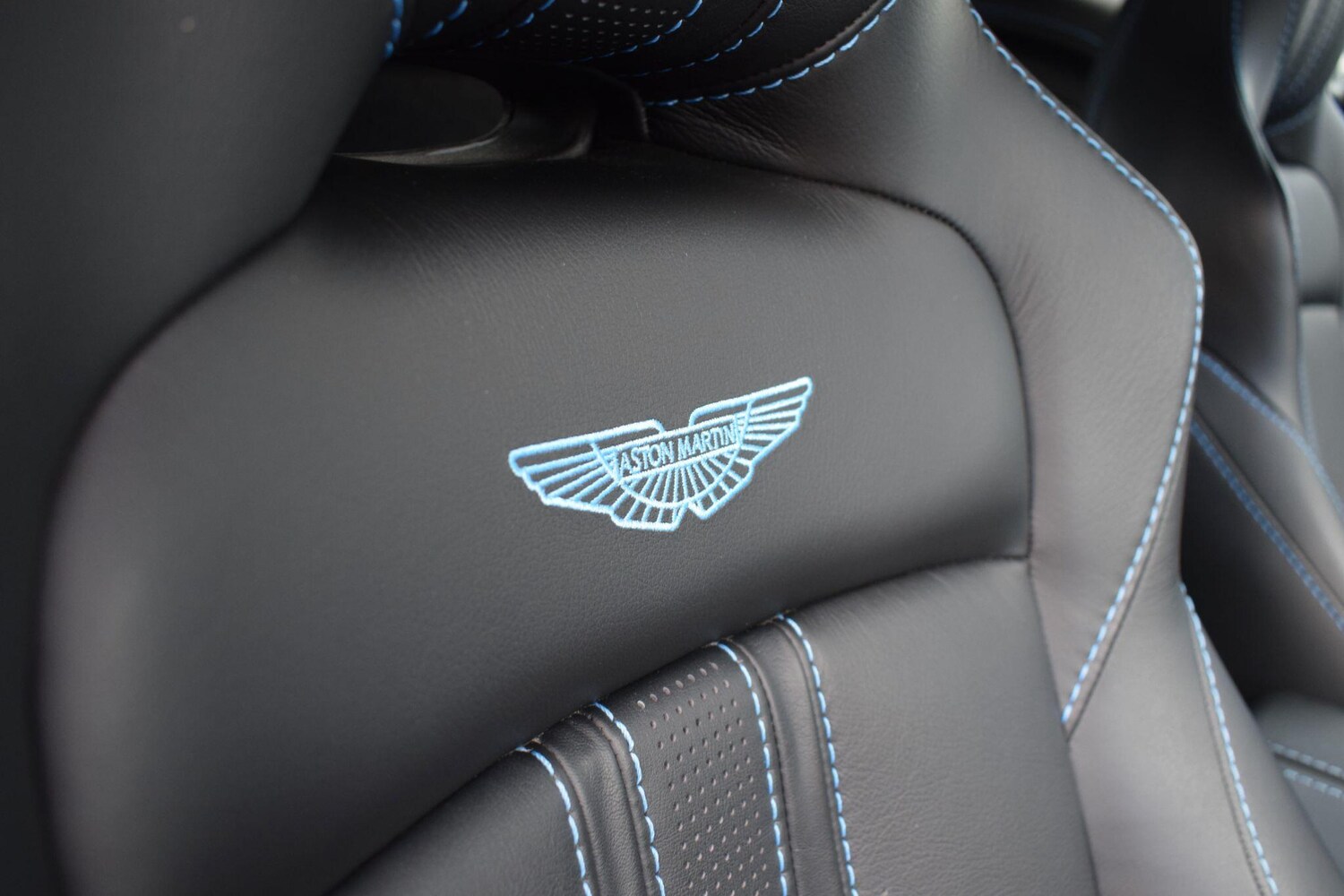 Used Aston Martin Vantage 2020 for sale - 77882518: Photo 11