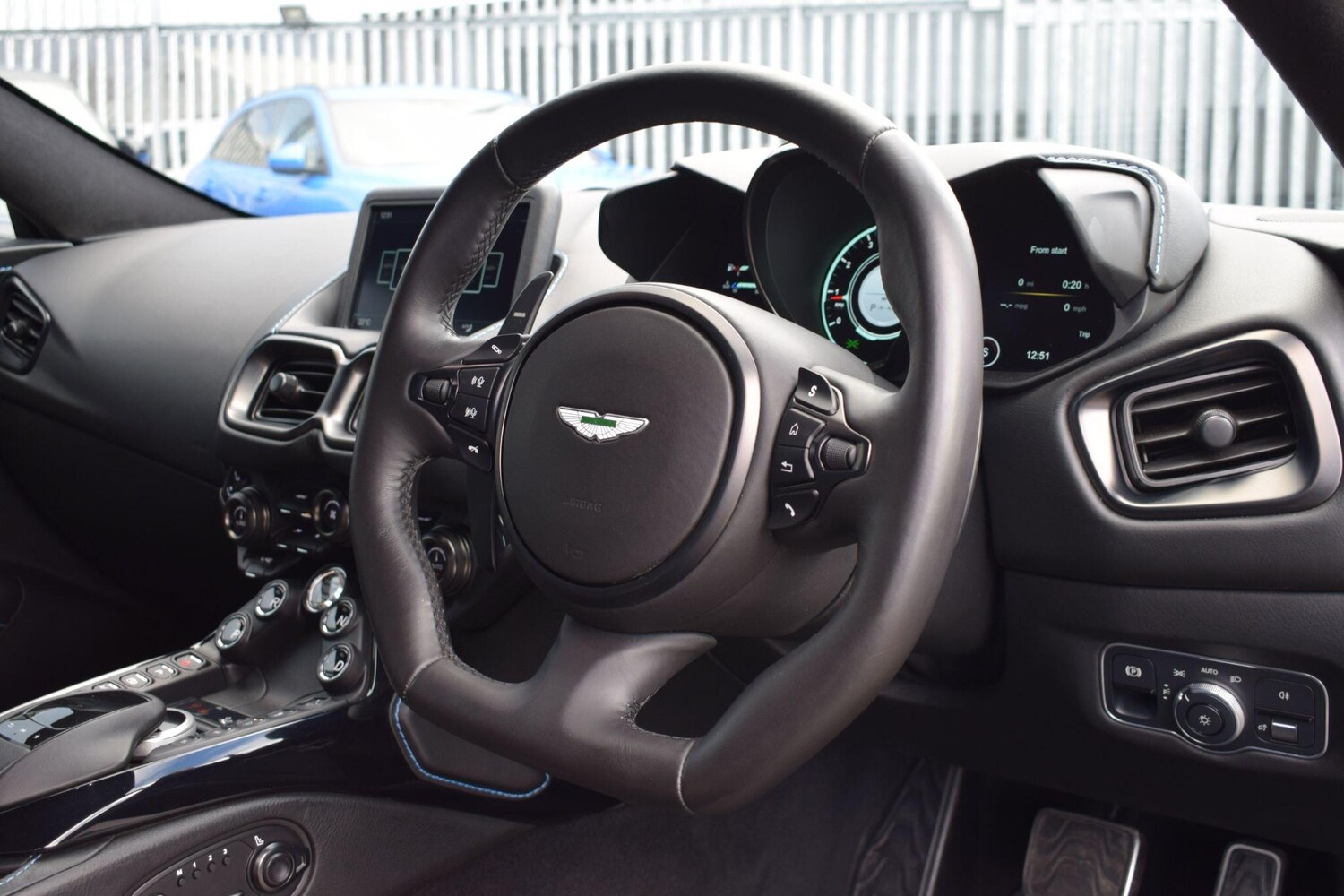 Used Aston Martin Vantage 2020 for sale - 77882518: Photo 12