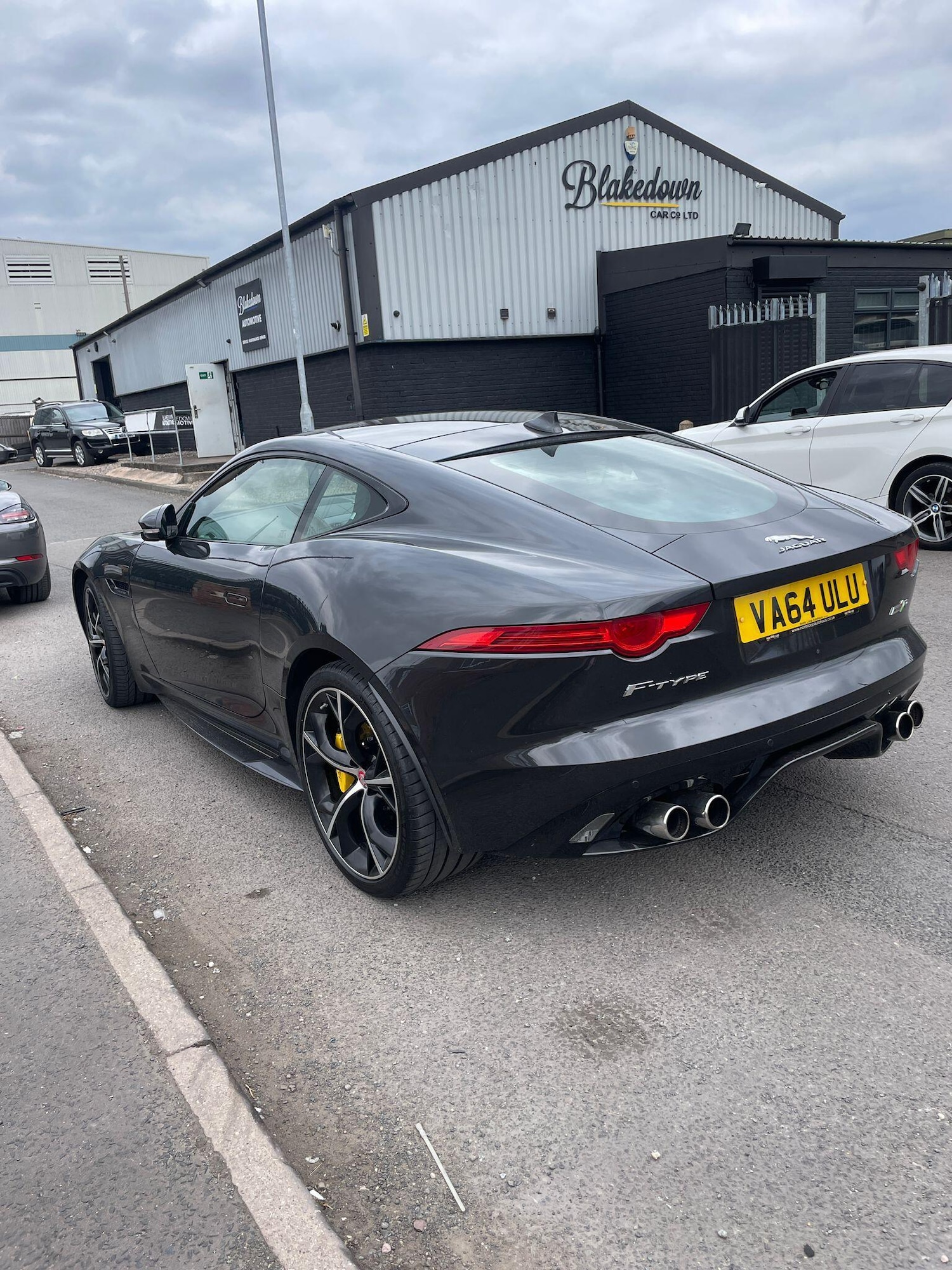 Used Jaguar F-Type 2015 for sale - 76020602: Photo 4
