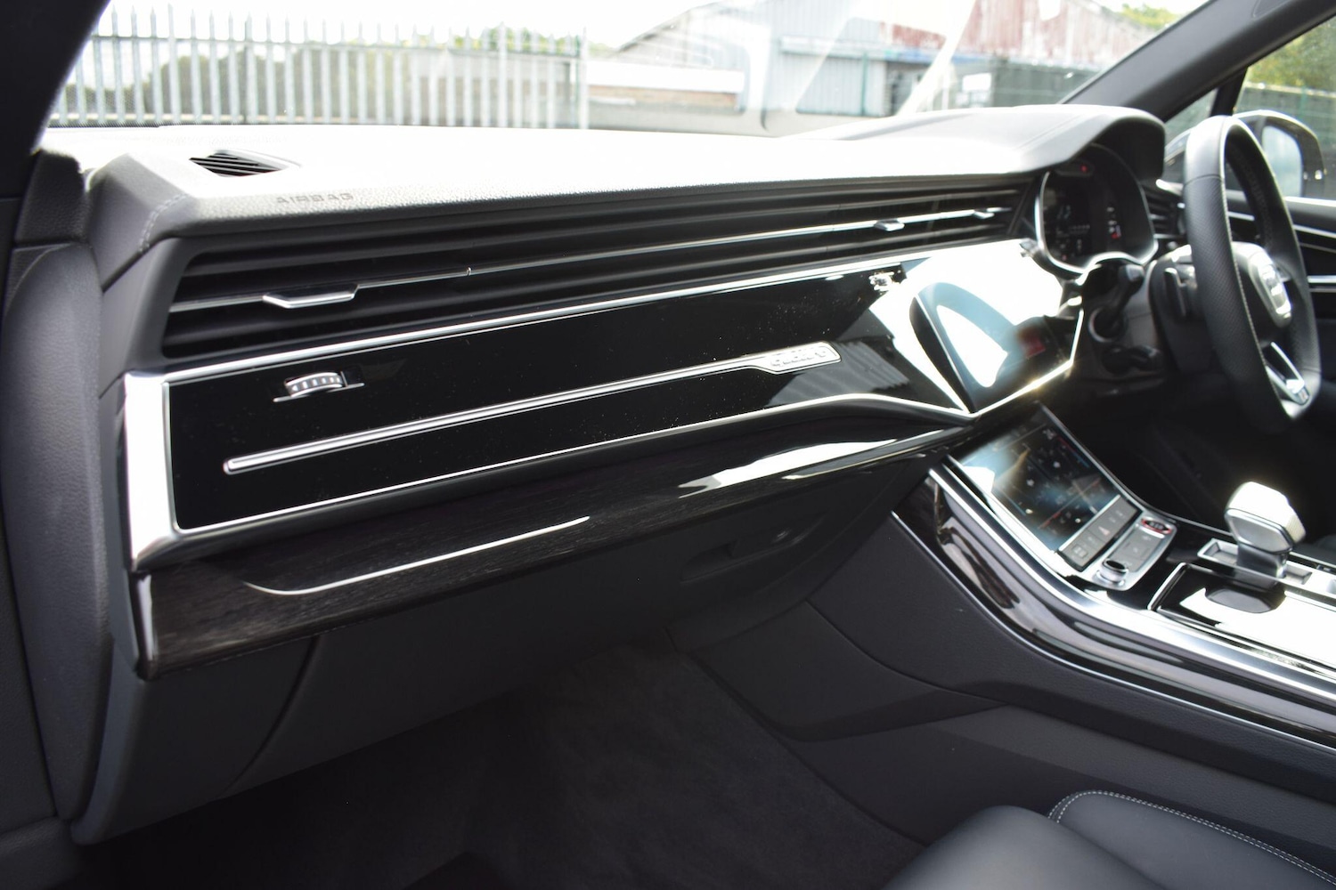 Used Audi SQ7 2025 for sale - 76425680: Photo 12