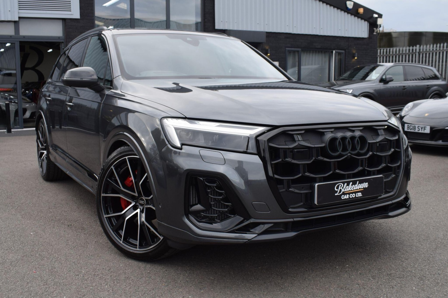Used Audi SQ7 2025 for sale - 76425680: Photo 3