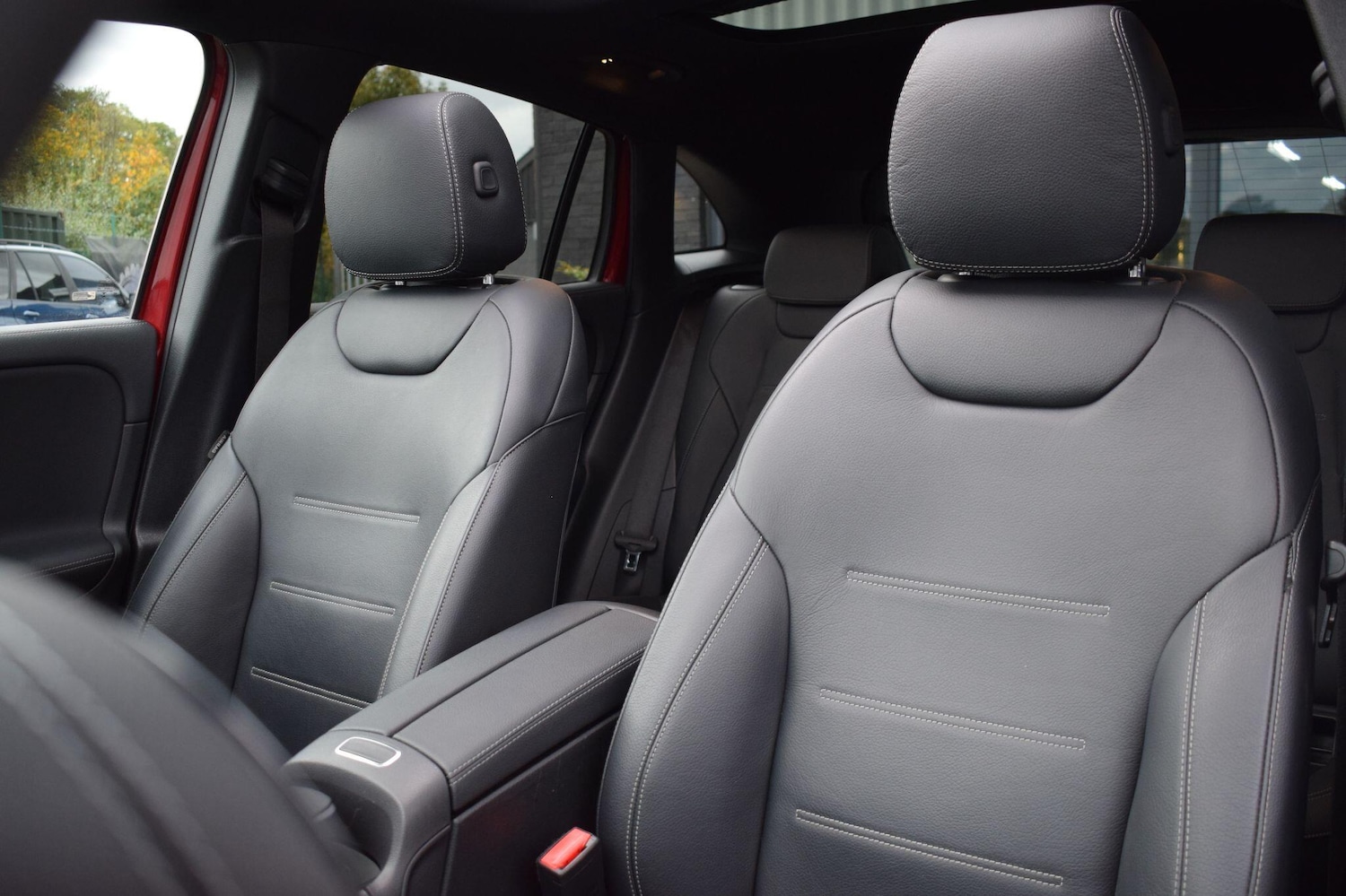 Used Mercedes-Benz GLA 2021 for sale - 76349297: Photo 8
