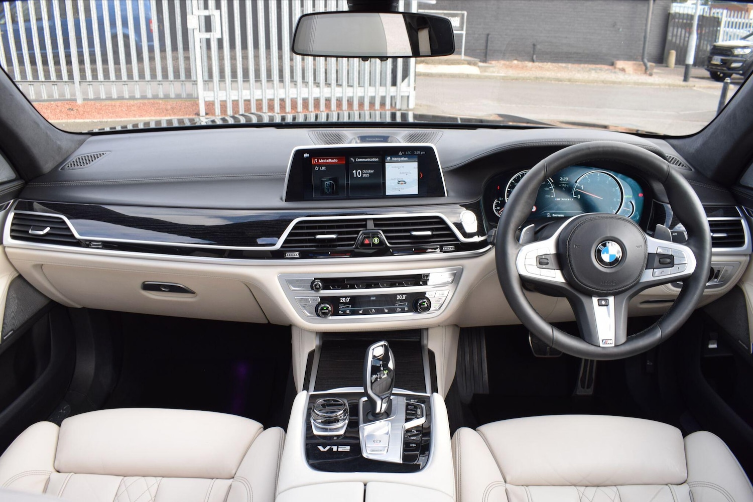 Used BMW 7 Series 2018 for sale - 76992633: Photo 11
