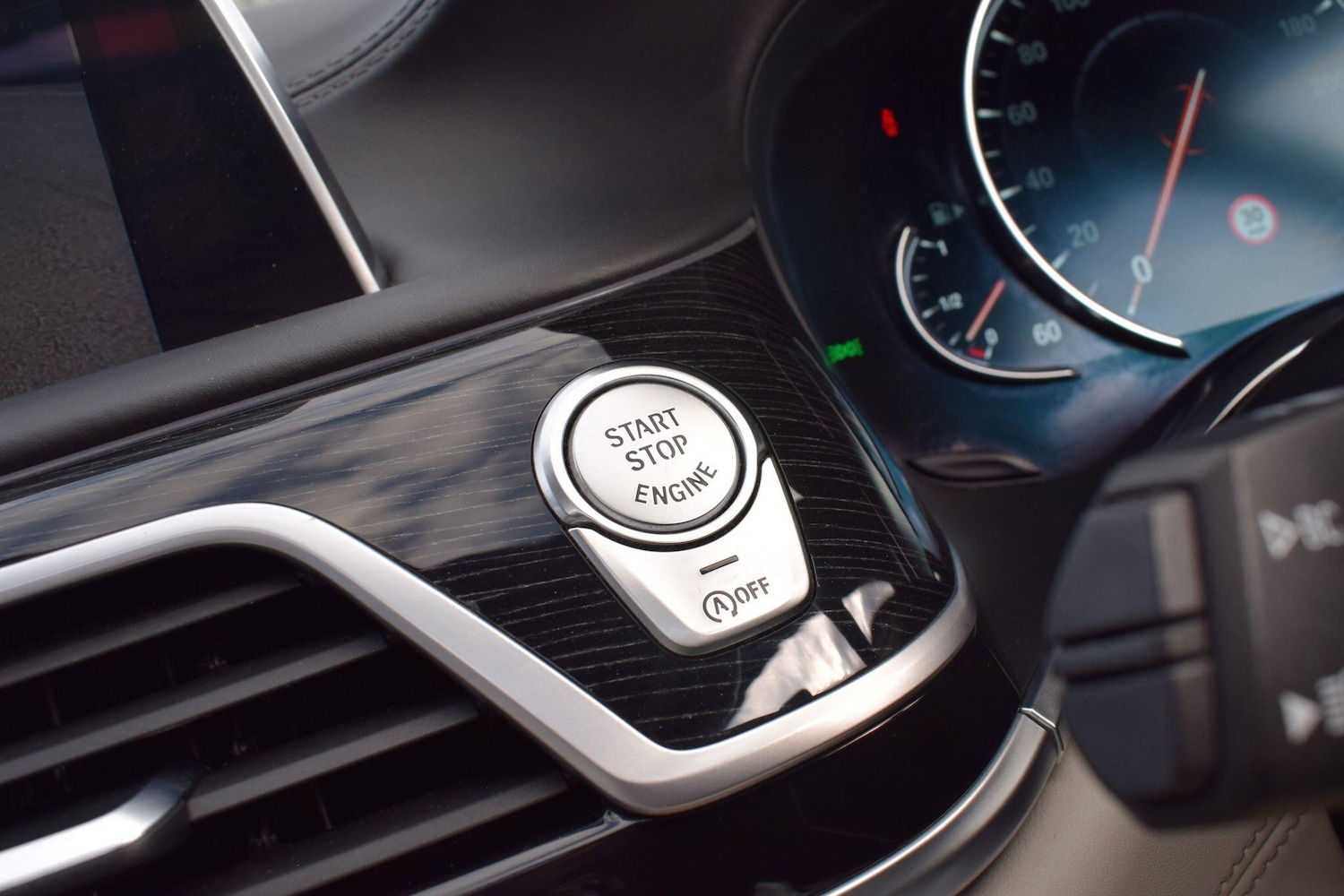 Used BMW 7 Series 2018 for sale - 76992633: Photo 29