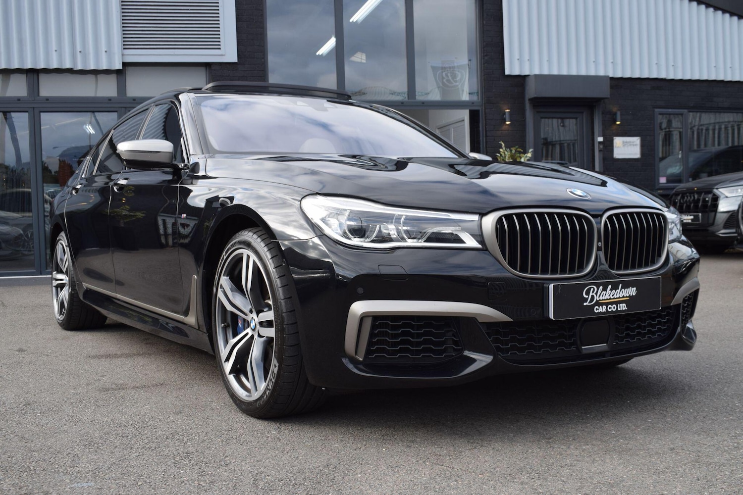 Used BMW 7 Series 2018 for sale - 76992633: Photo 3