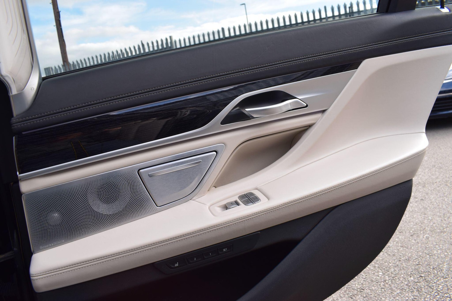 Used BMW 7 Series 2018 for sale - 76992633: Photo 42