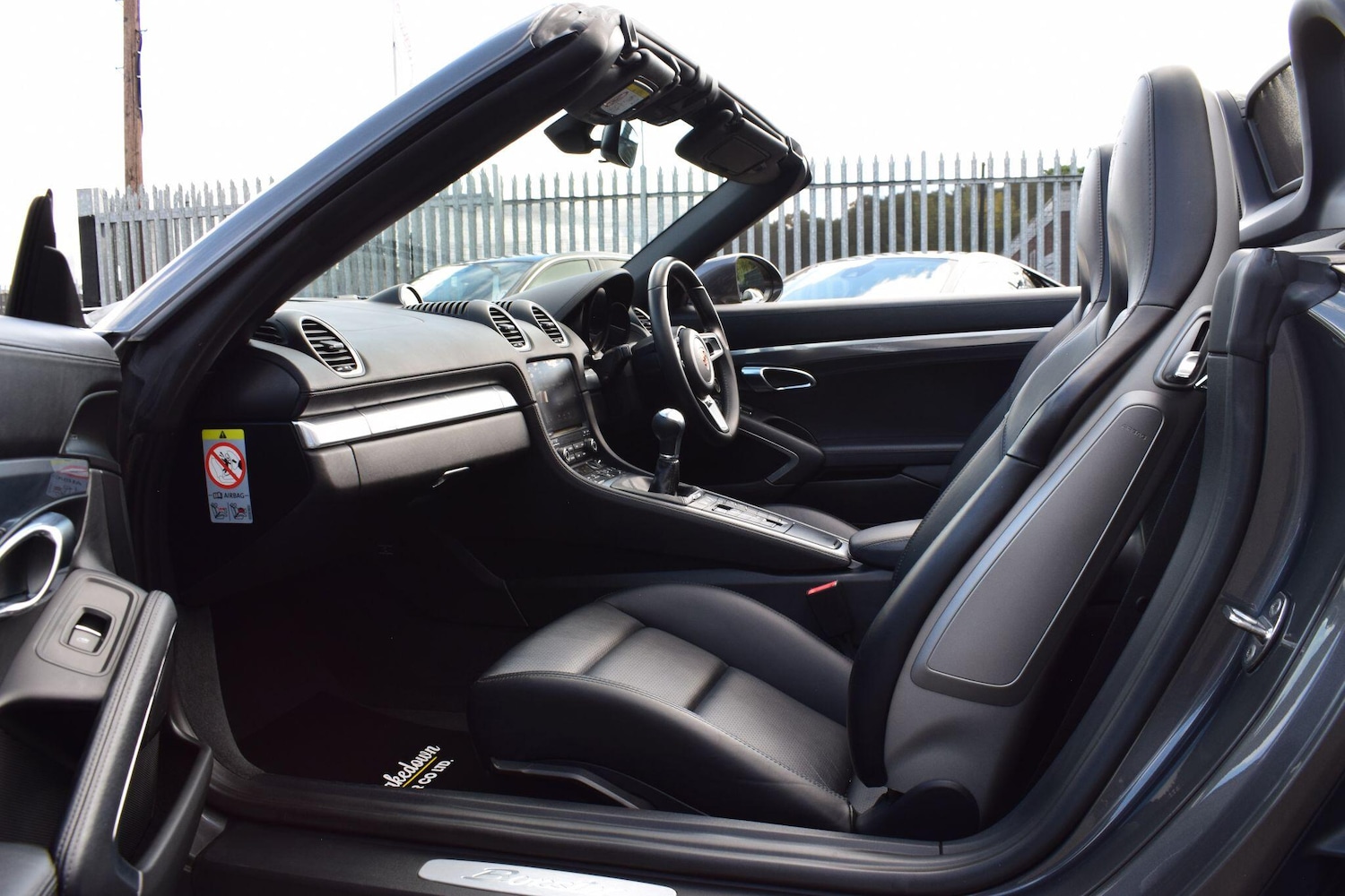 Used Porsche 718 Boxster 2016 for sale - 76388652: Photo 19