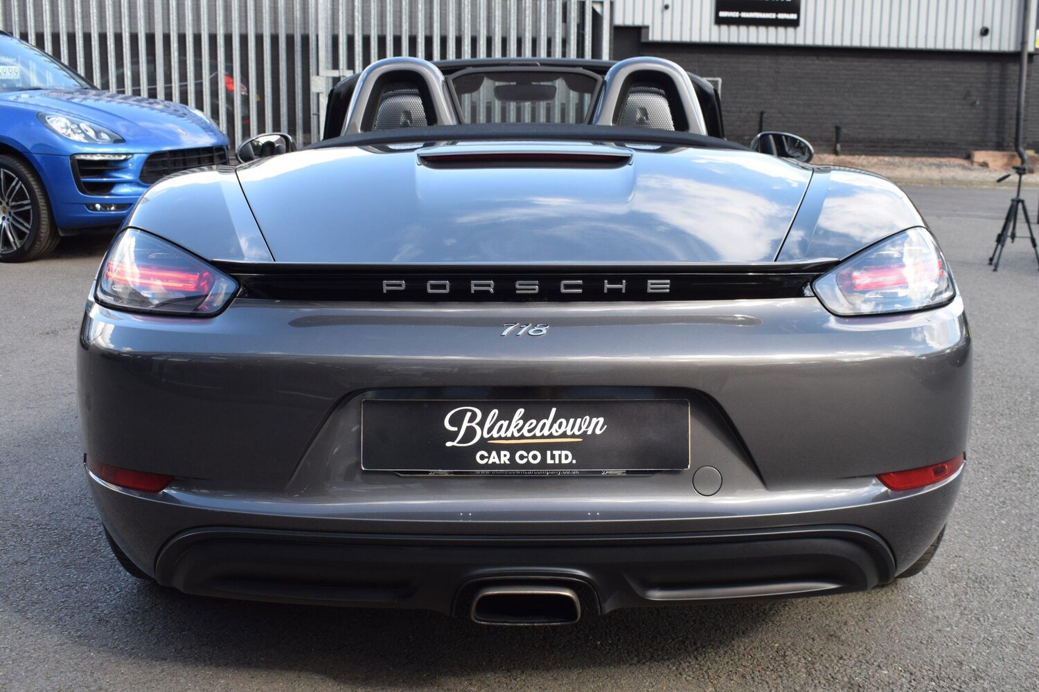 Used Porsche 718 Boxster 2016 for sale - 76388652: Photo 5