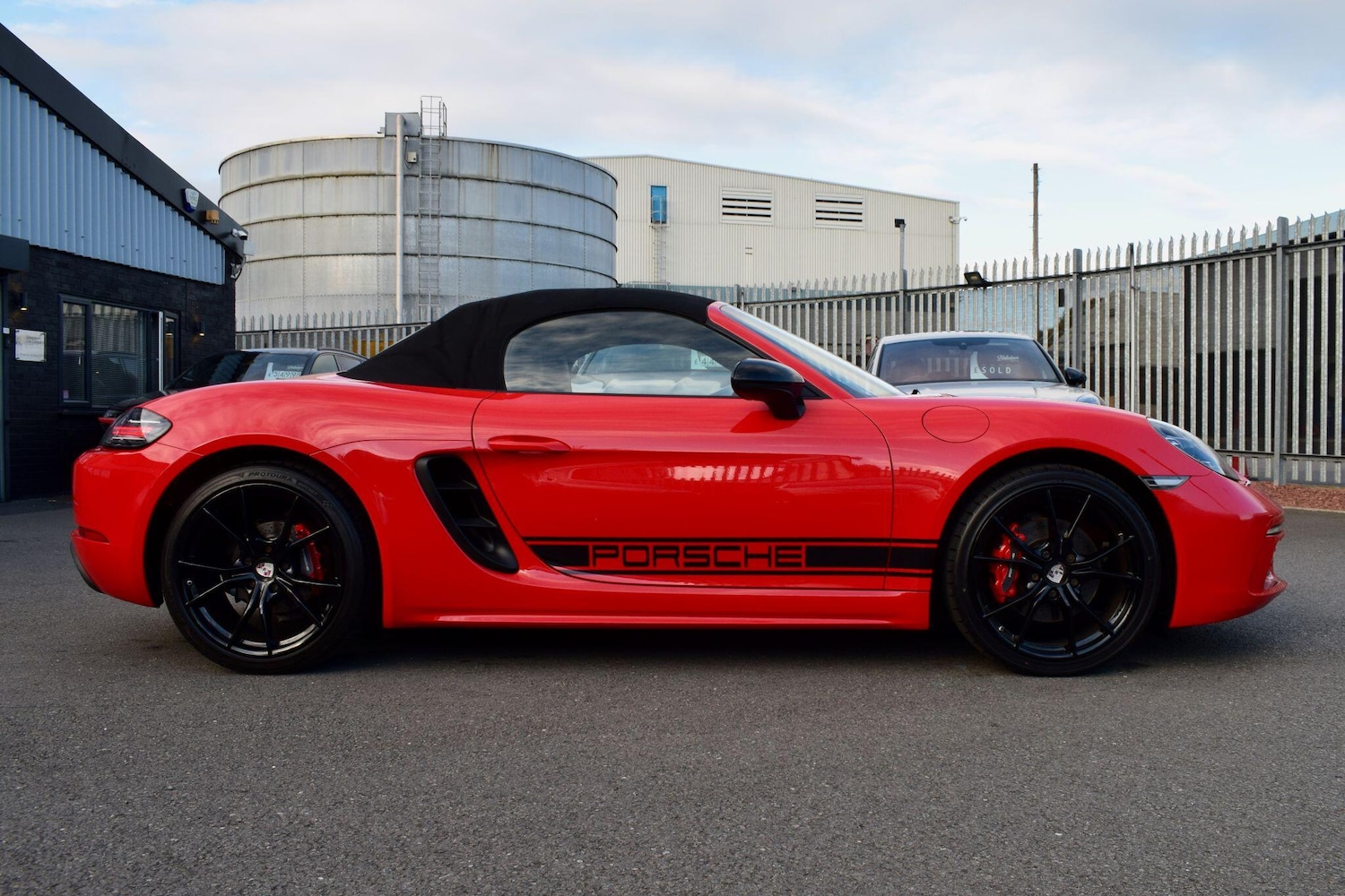 Used Porsche Boxster 2018 for sale - 77098119: Photo 31