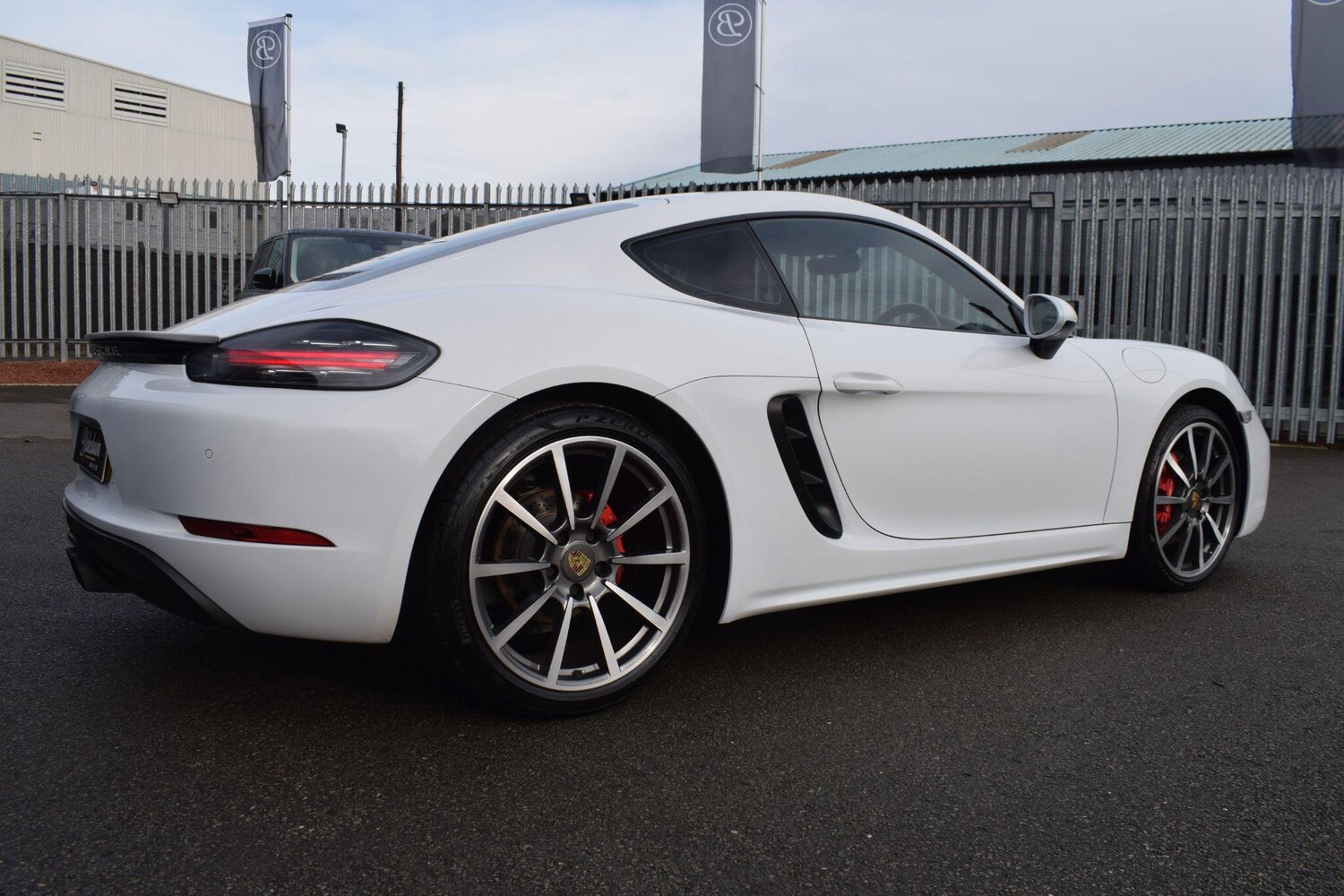 Used Porsche Cayman 2017 for sale - 77978373: Photo 6