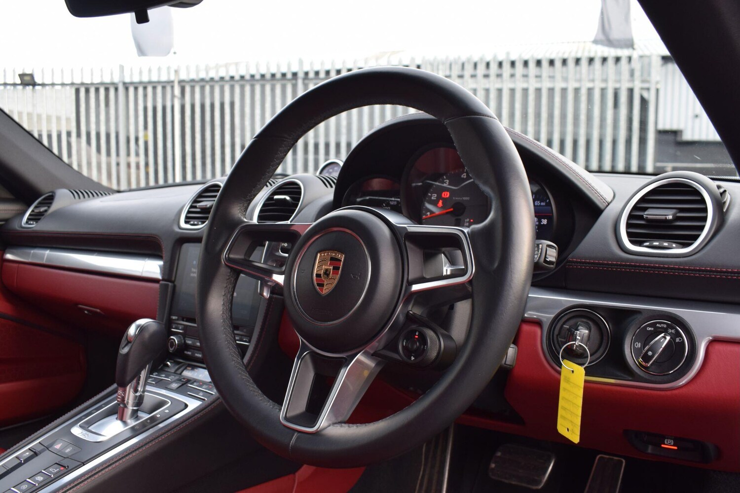 Used Porsche Cayman 2017 for sale - 77978373: Photo 9