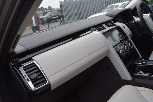 Used Land Rover Discovery 2020 for sale - 76306696: Photo 11