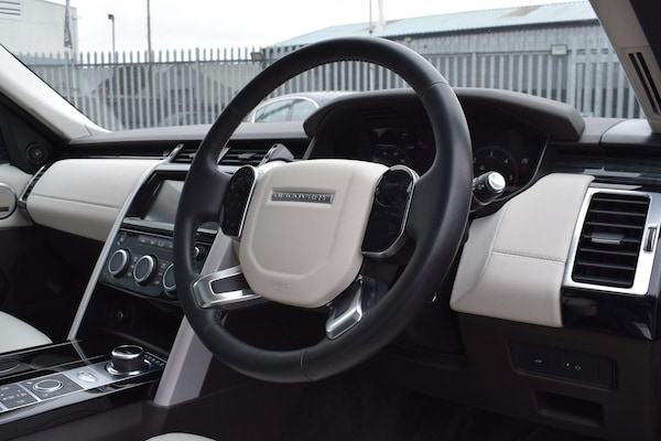 Used Land Rover Discovery 2020 for sale - 76306696: Photo 9