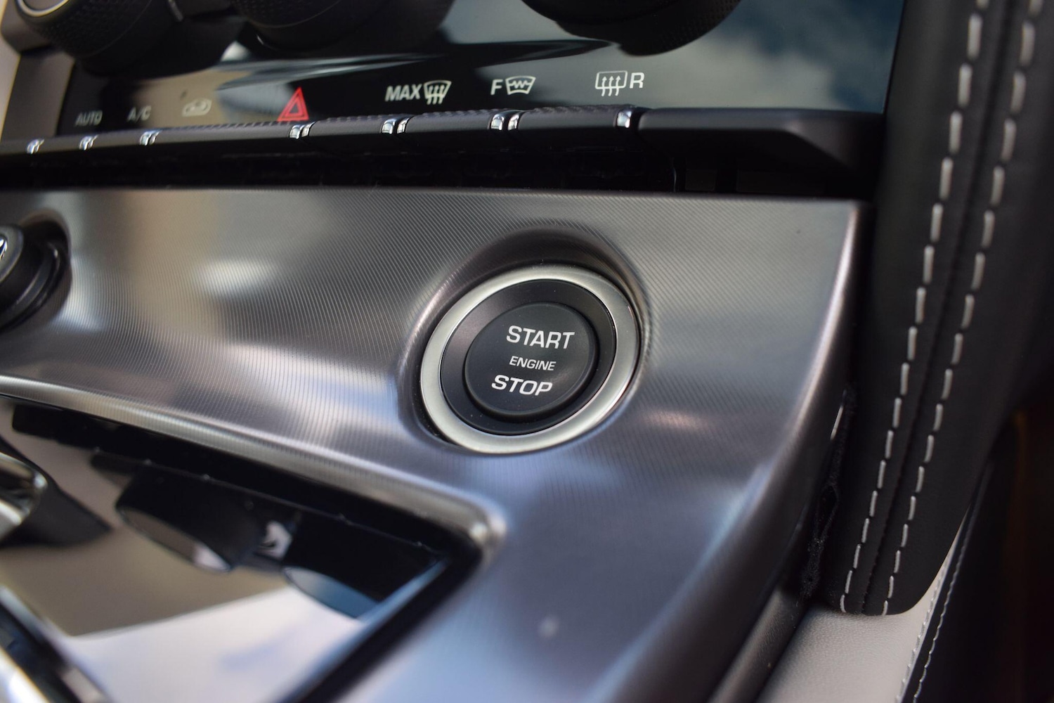 Used Jaguar F-Type 2024 for sale - 76886605: Photo 13