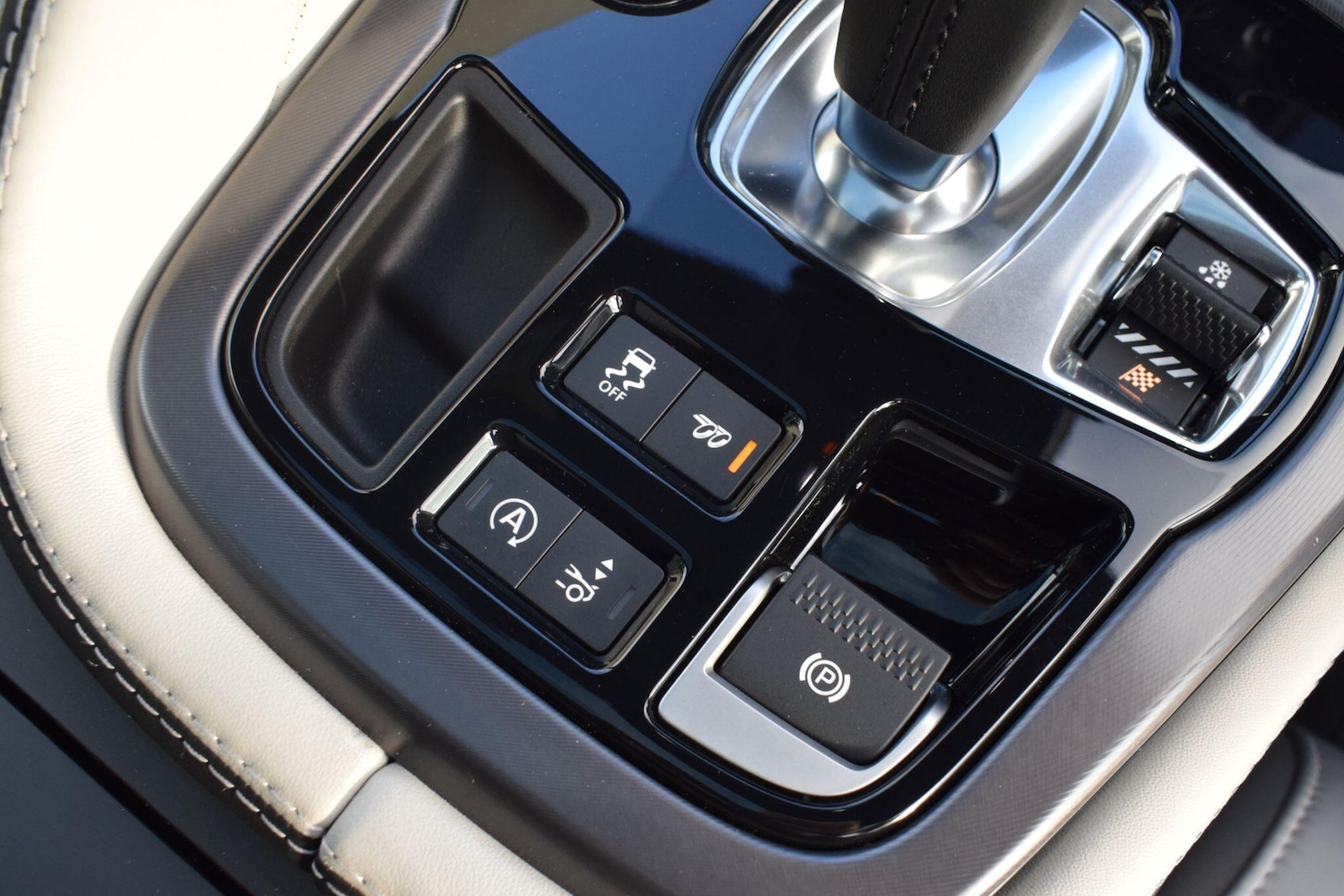 Used Jaguar F-Type 2024 for sale - 76886605: Photo 15