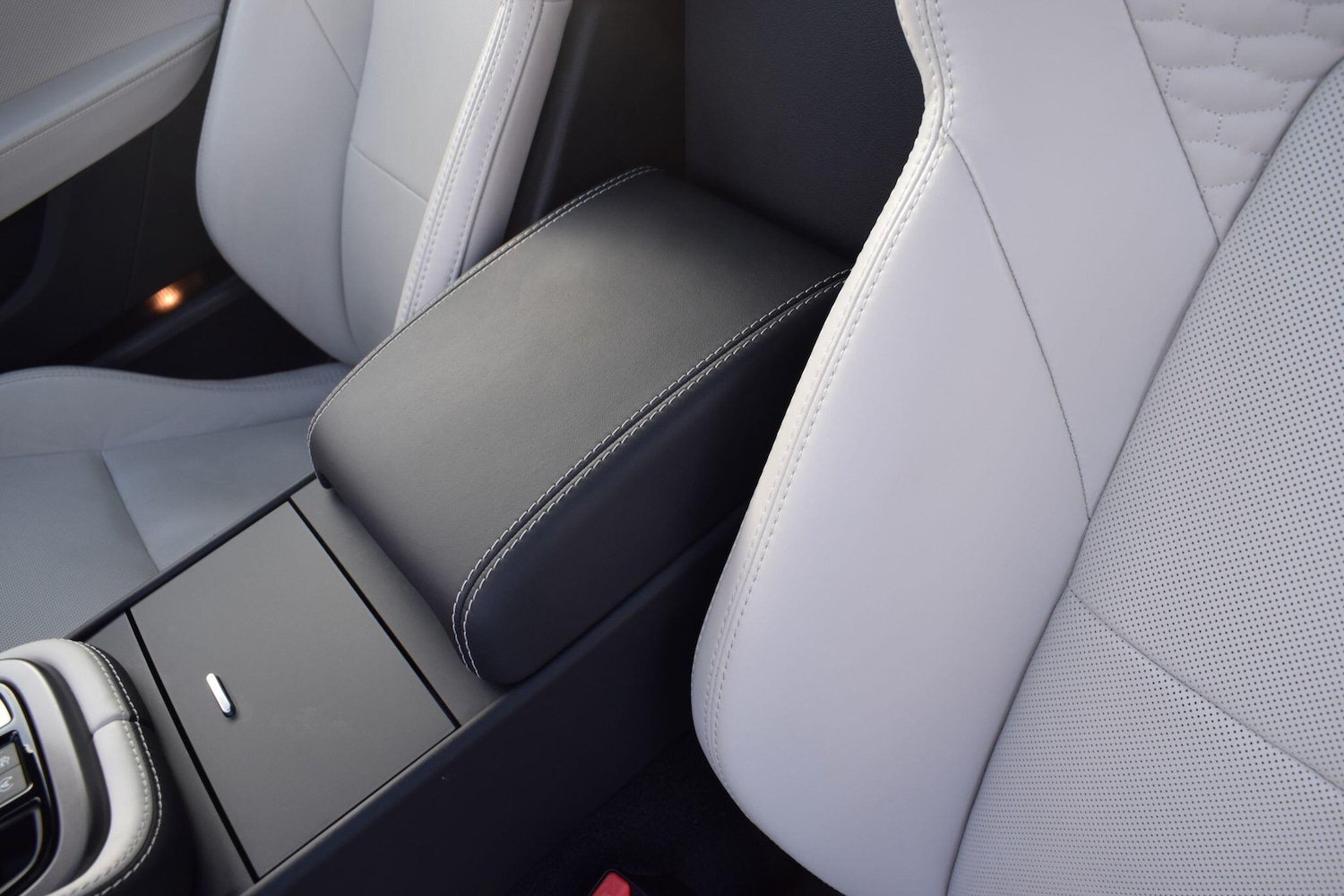 Used Jaguar F-Type 2024 for sale - 76886605: Photo 23